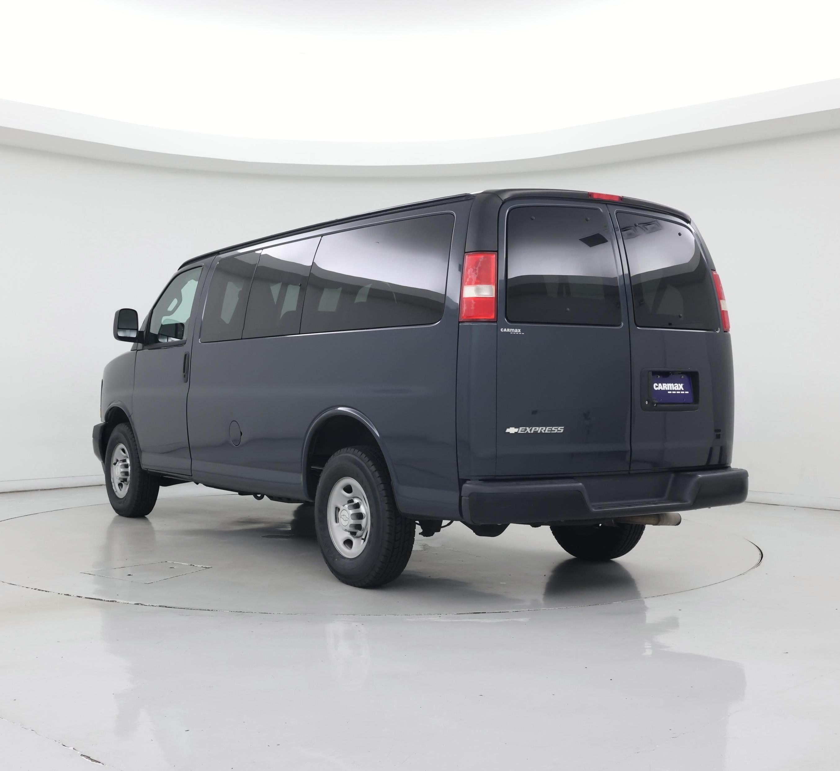 Thumbnail: 2017 Chevrolet Express - 2