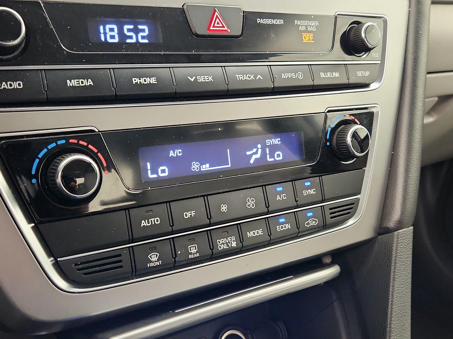 Thumbnail: 2017 Hyundai Sonata - 16