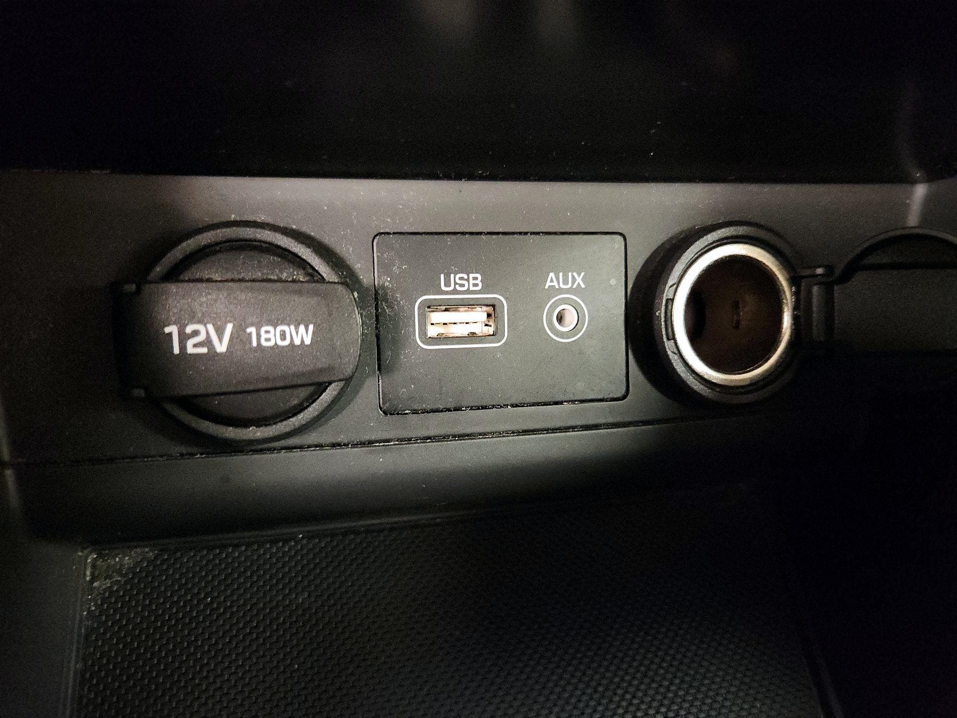 Thumbnail: 2017 Hyundai Sonata - 18