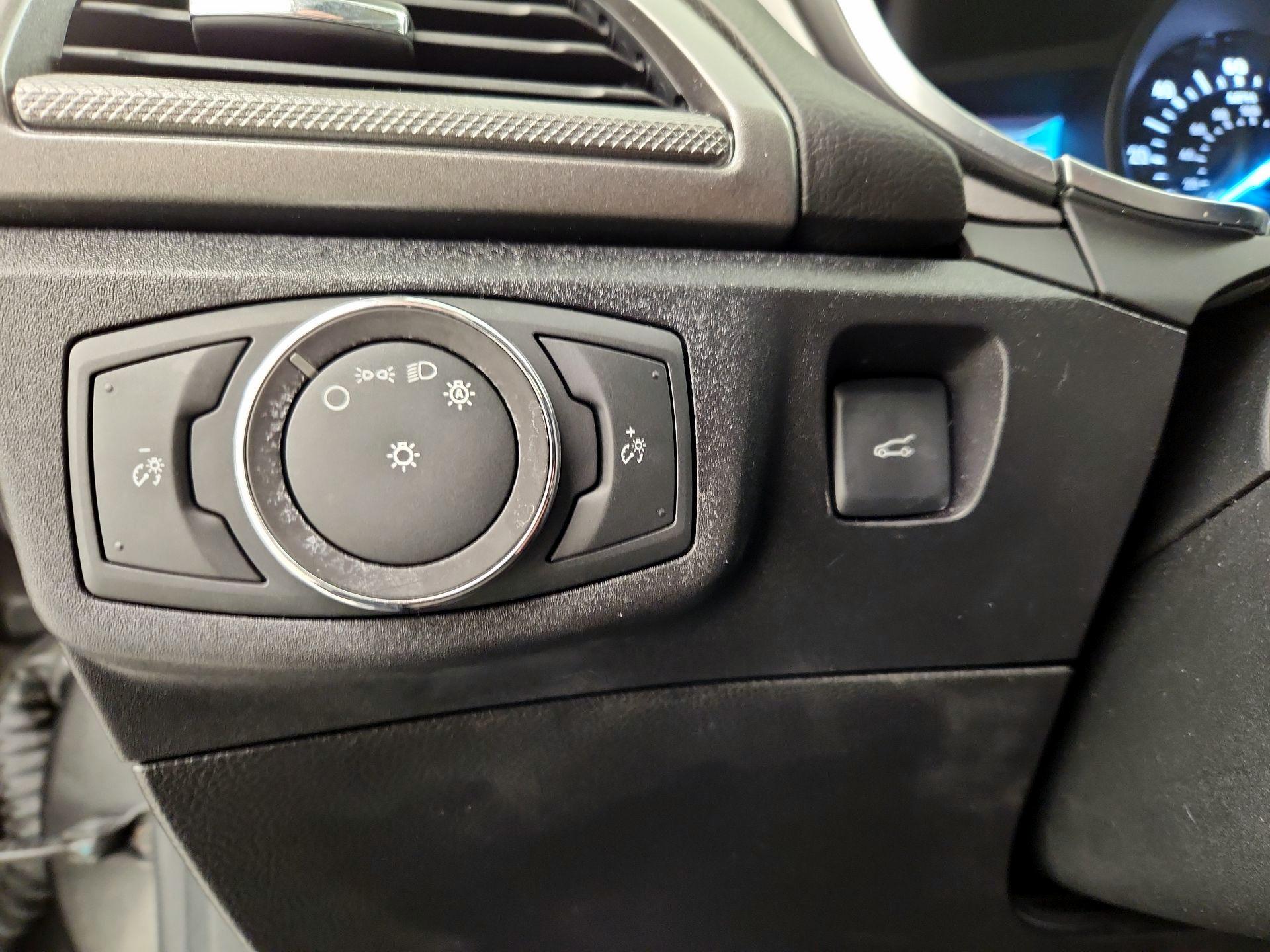 Thumbnail: 2018 Ford Fusion - 13