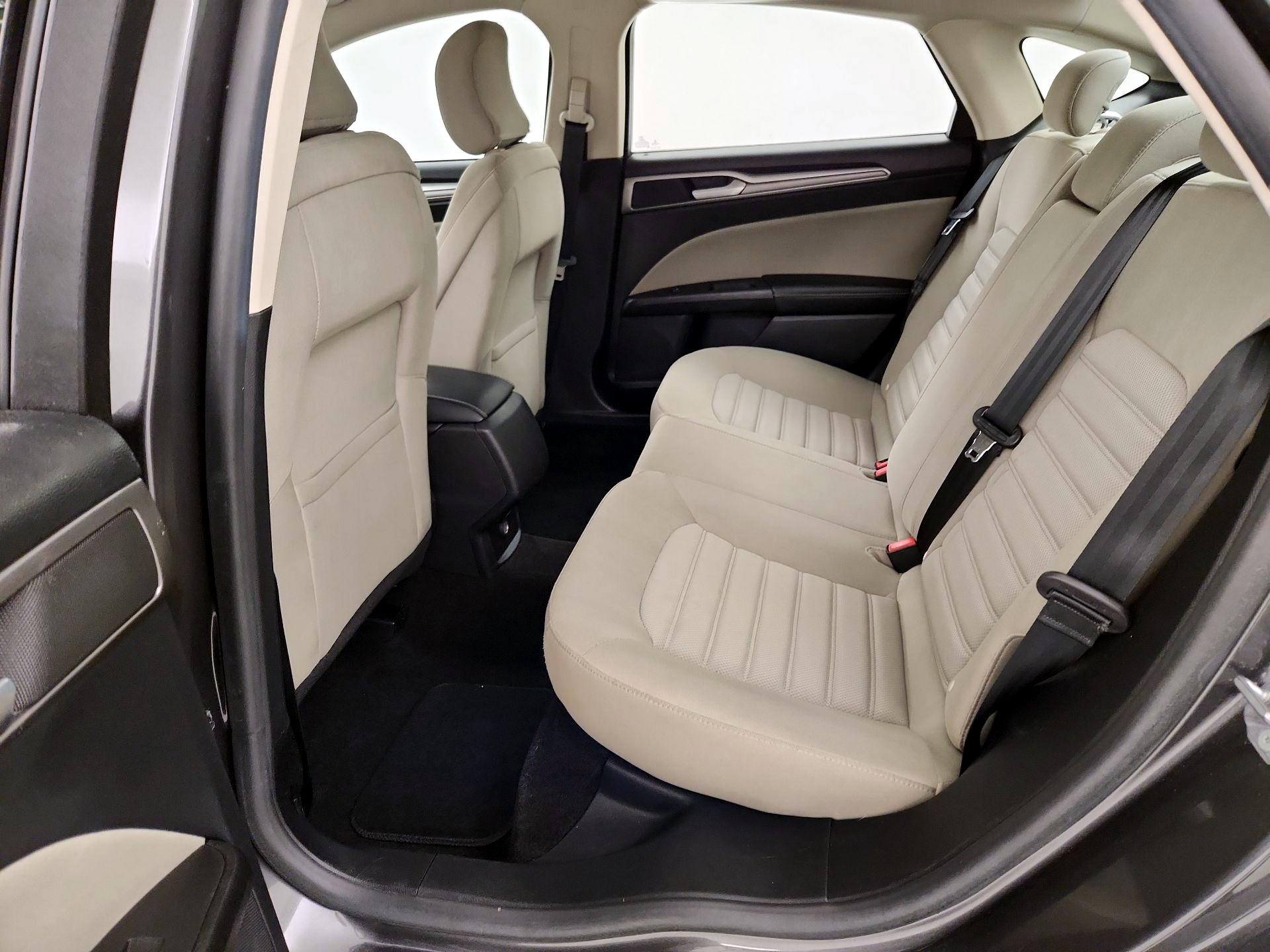 Thumbnail: 2018 Ford Fusion - 19