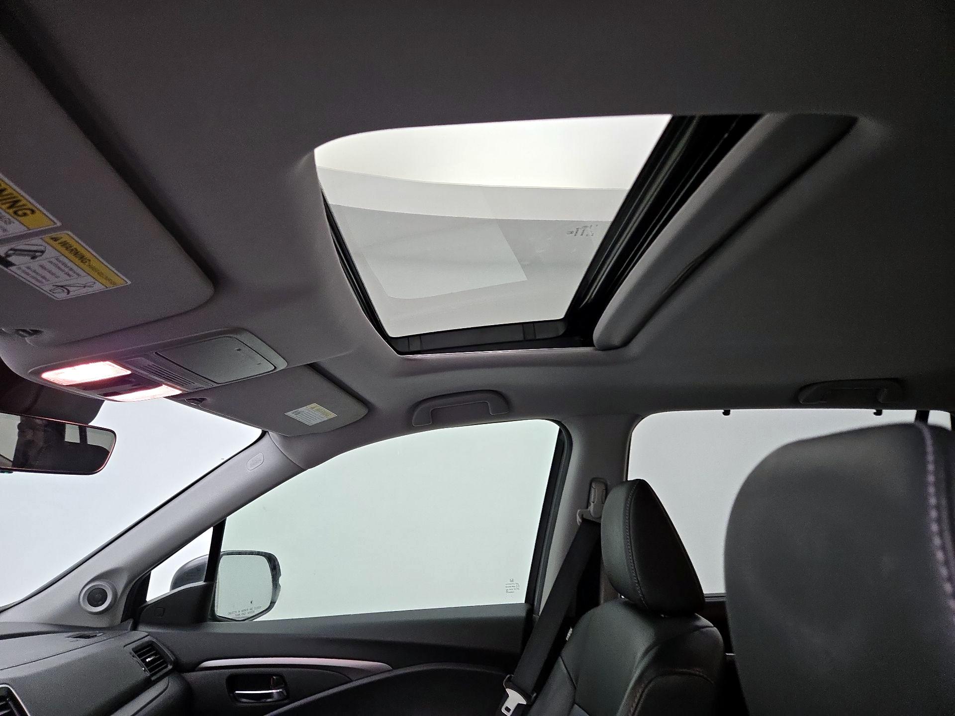 Thumbnail: 2019 Honda Pilot - 19