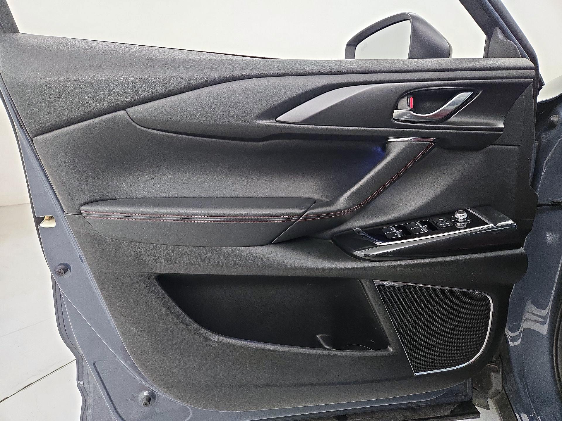 Thumbnail: 2023 Mazda CX-9 - 12