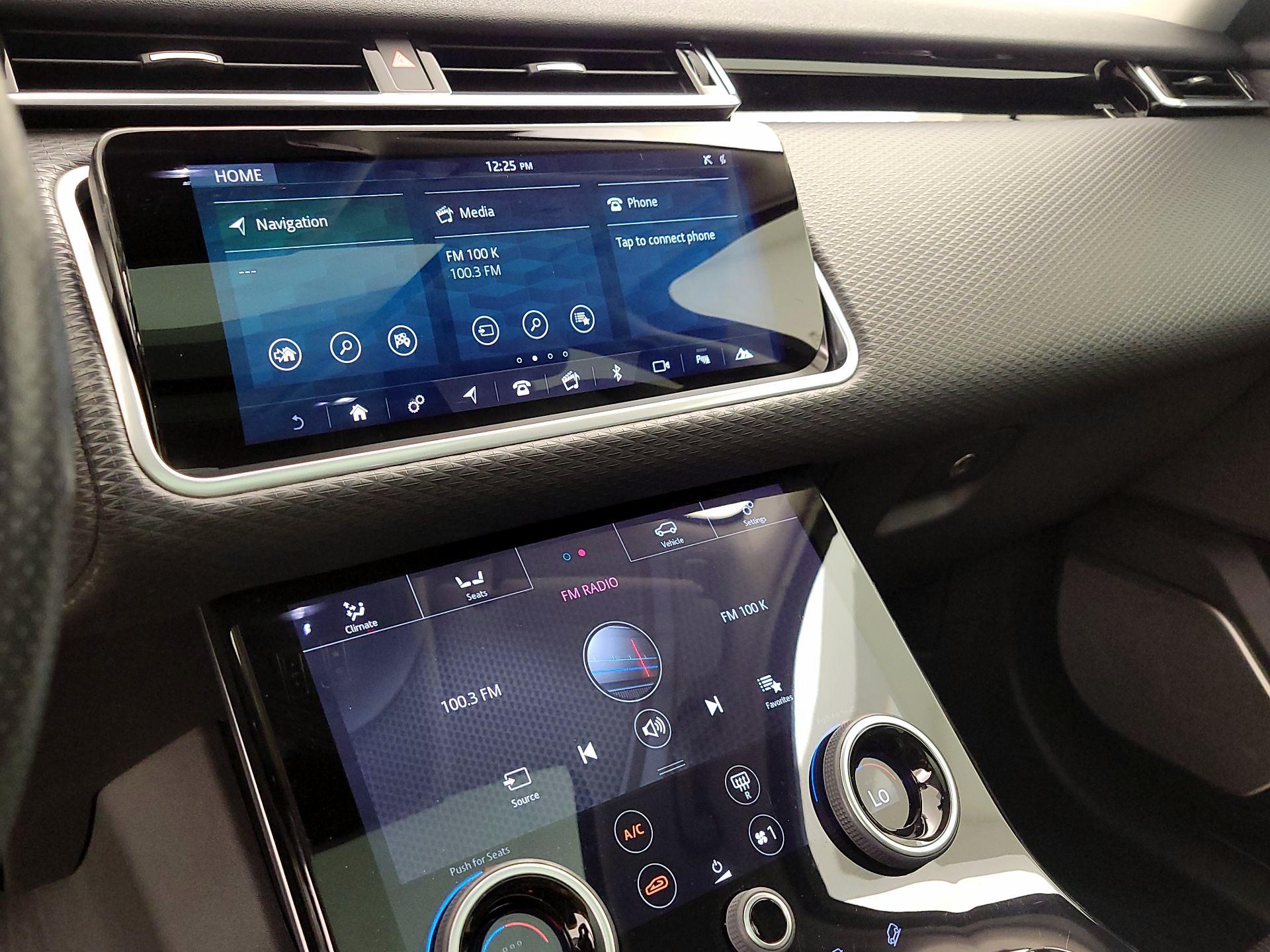 Thumbnail: 2020 Land Rover Range Rover Velar - 15