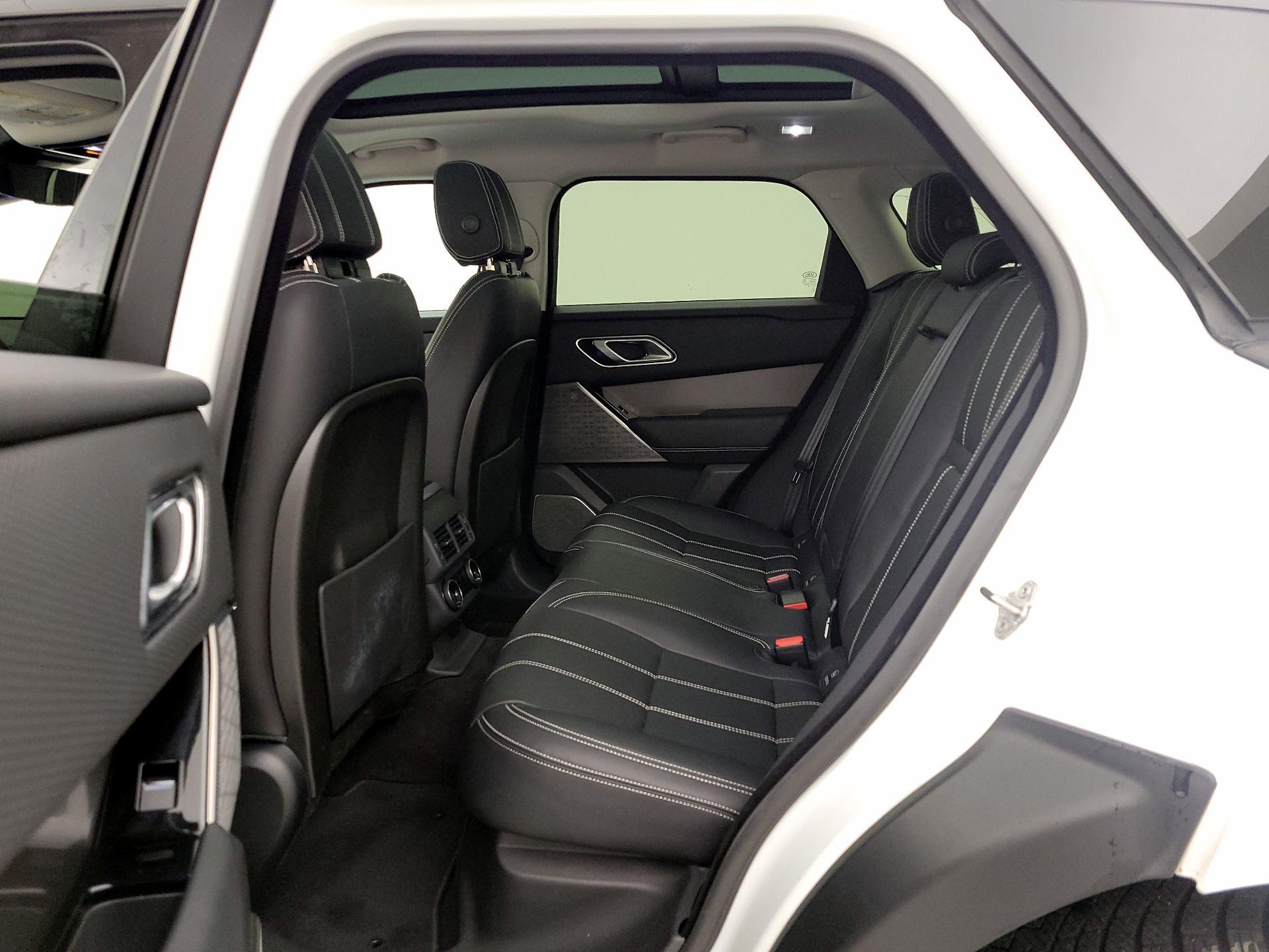 Thumbnail: 2020 Land Rover Range Rover Velar - 19