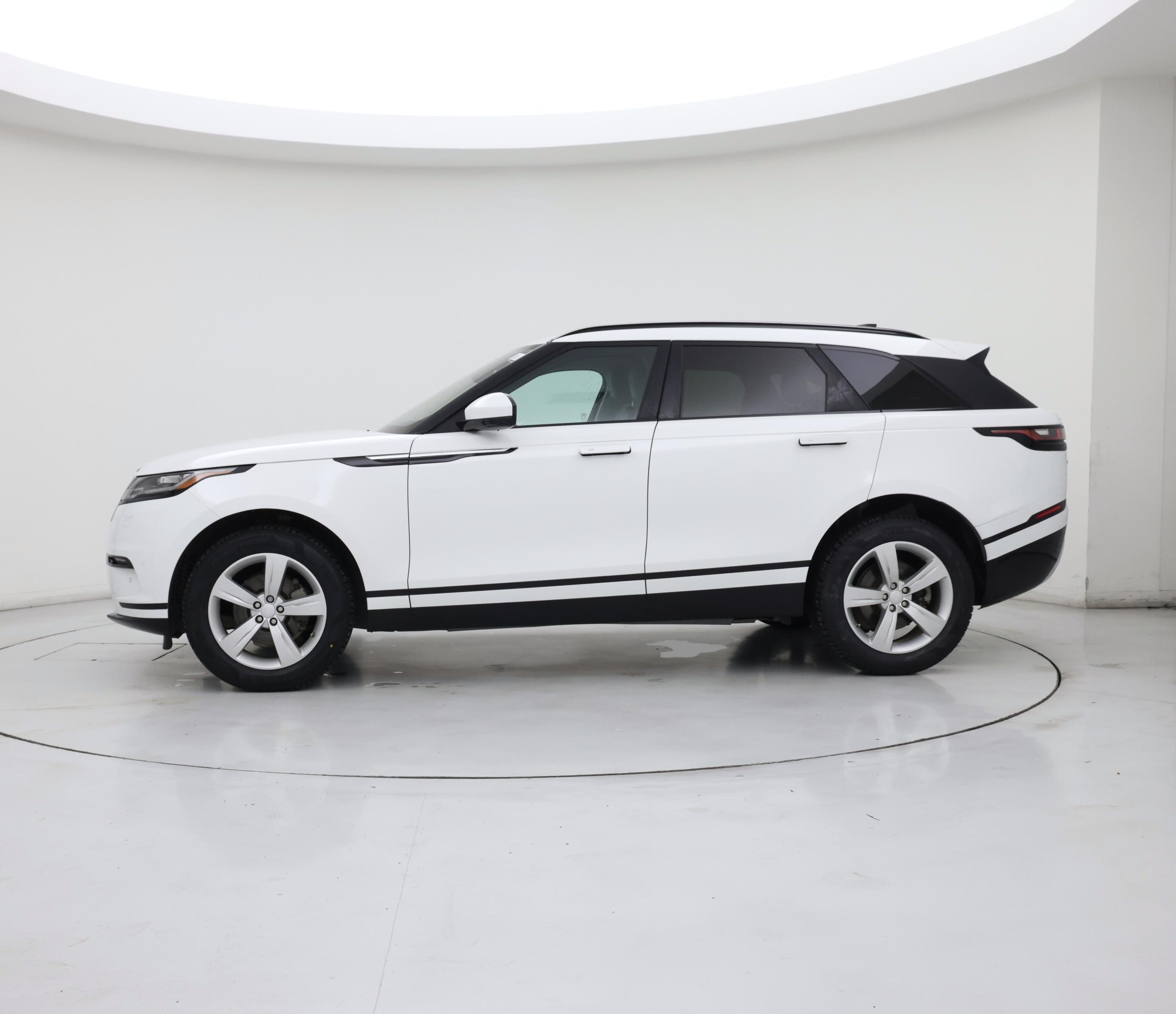 Thumbnail: 2020 Land Rover Range Rover Velar - 3