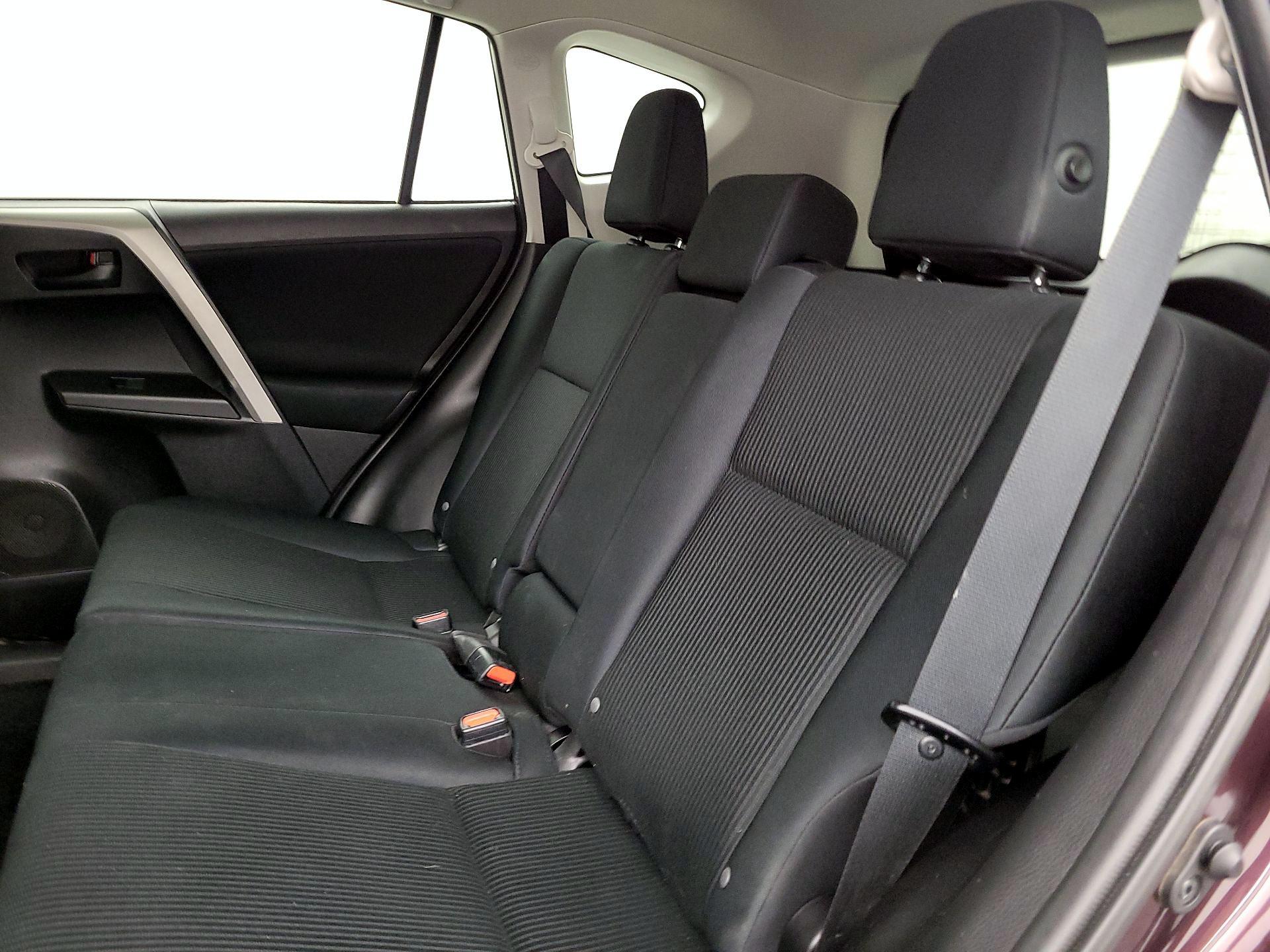 Thumbnail: 2017 Toyota RAV4 - 17