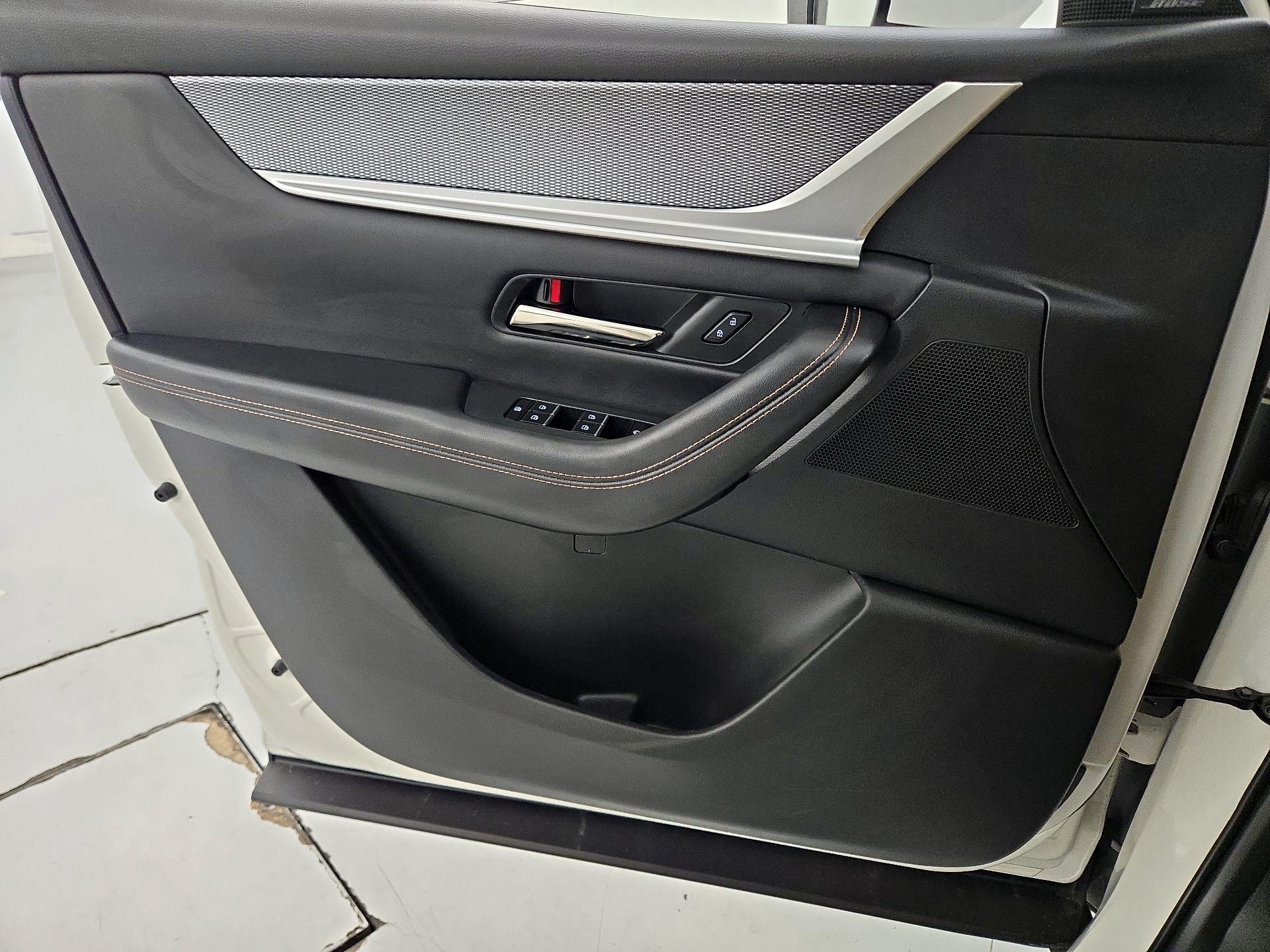 Thumbnail: 2024 Mazda CX-90 - 12