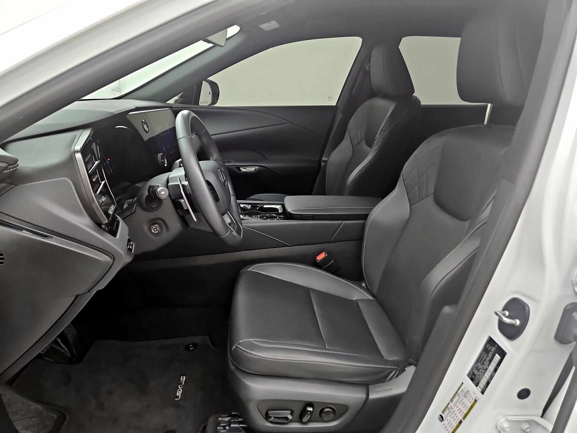 Thumbnail: 2024 Lexus RX - 11