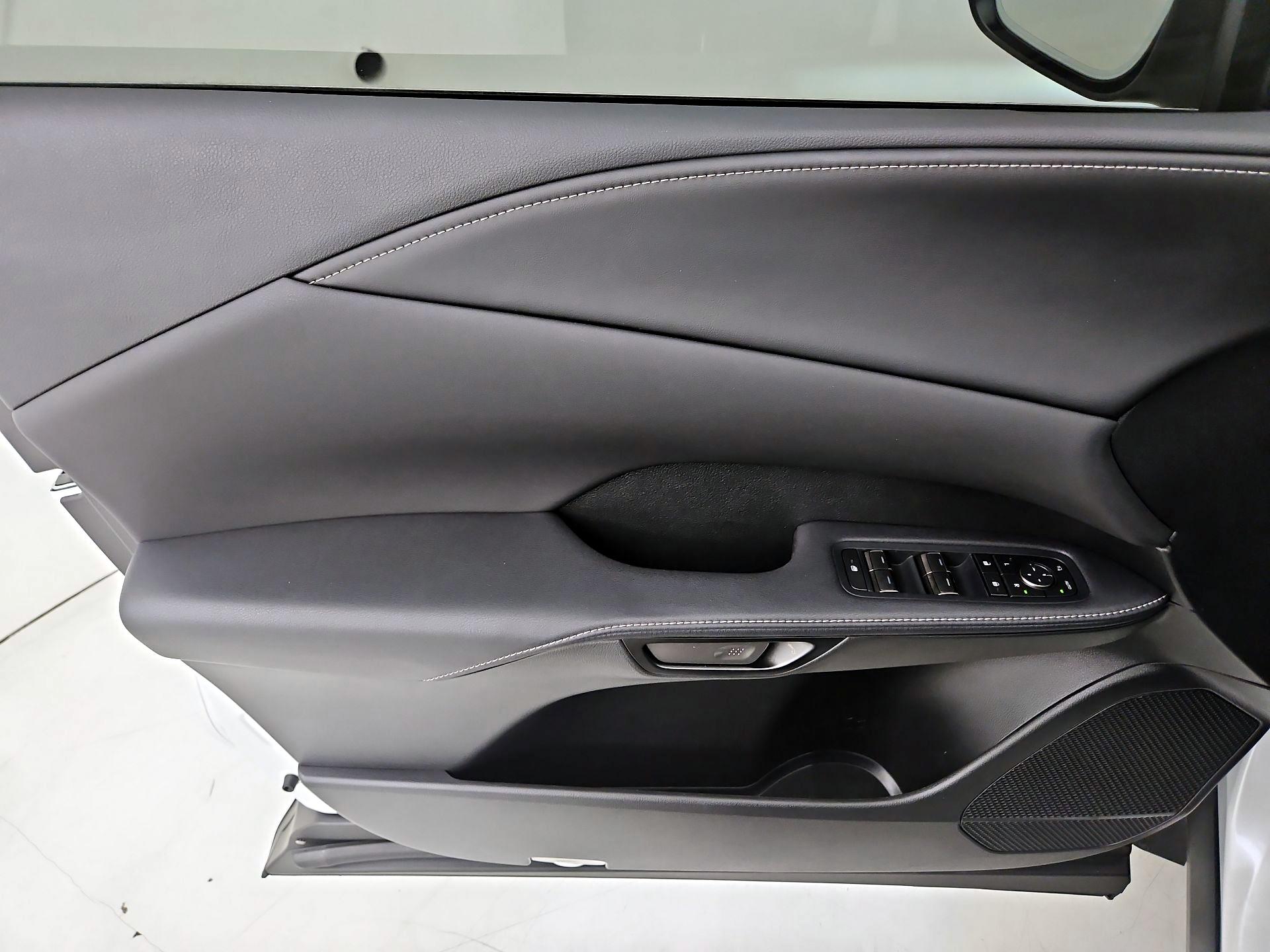 Thumbnail: 2024 Lexus RX - 12