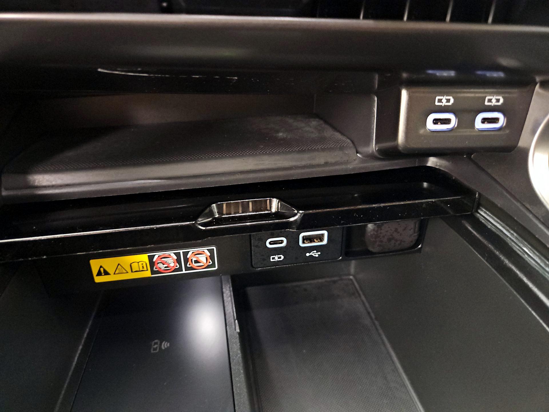 Thumbnail: 2024 Lexus RX - 18