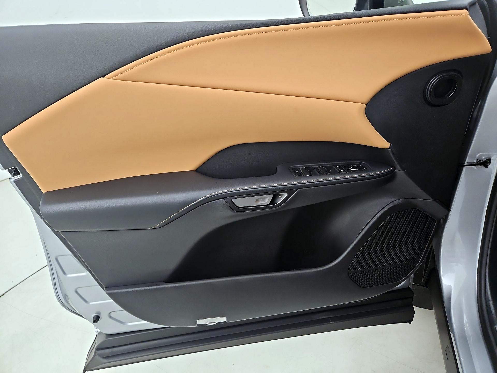 Thumbnail: 2025 Lexus RX - 12