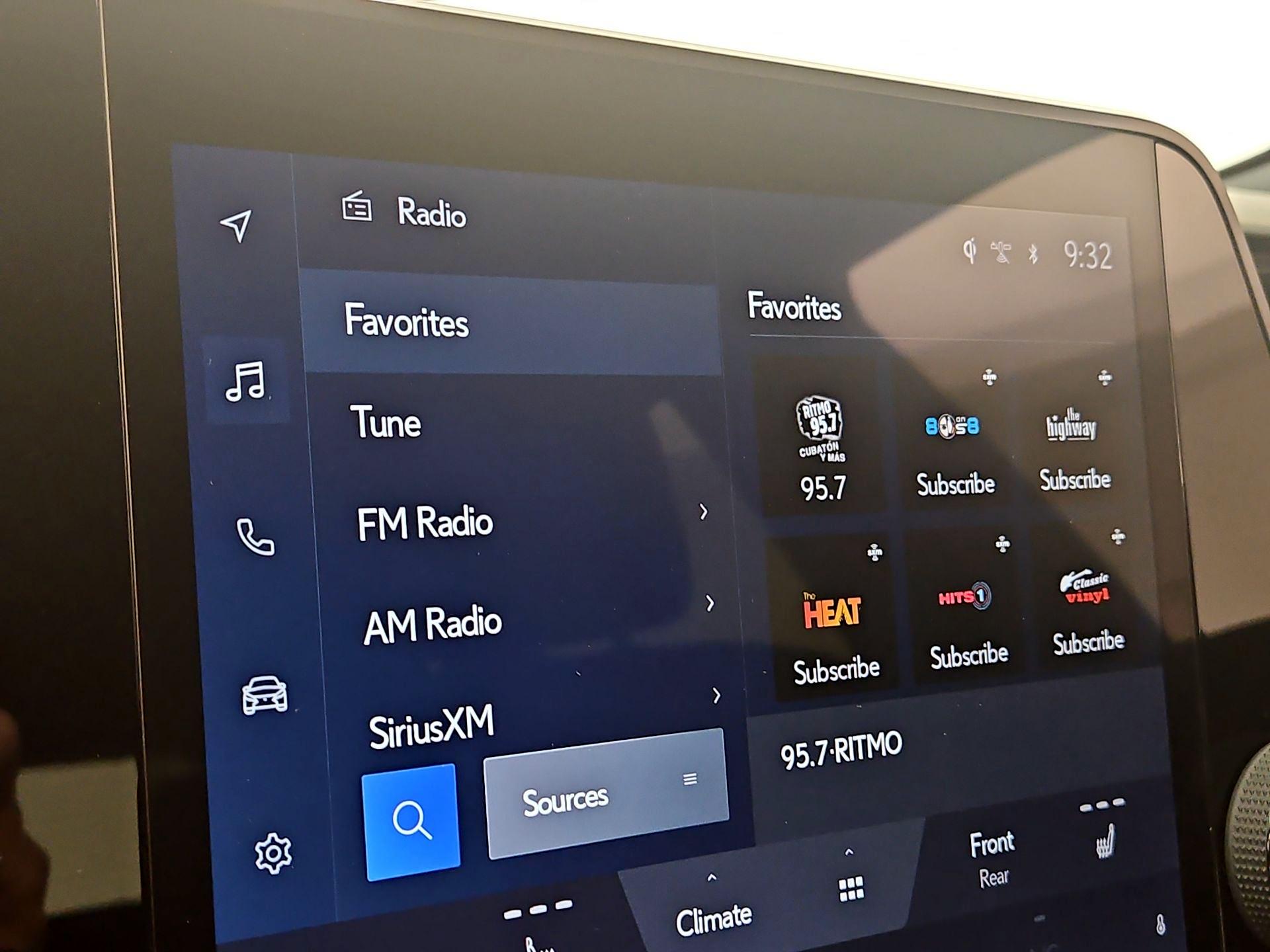 Thumbnail: 2024 Lexus RX - 16