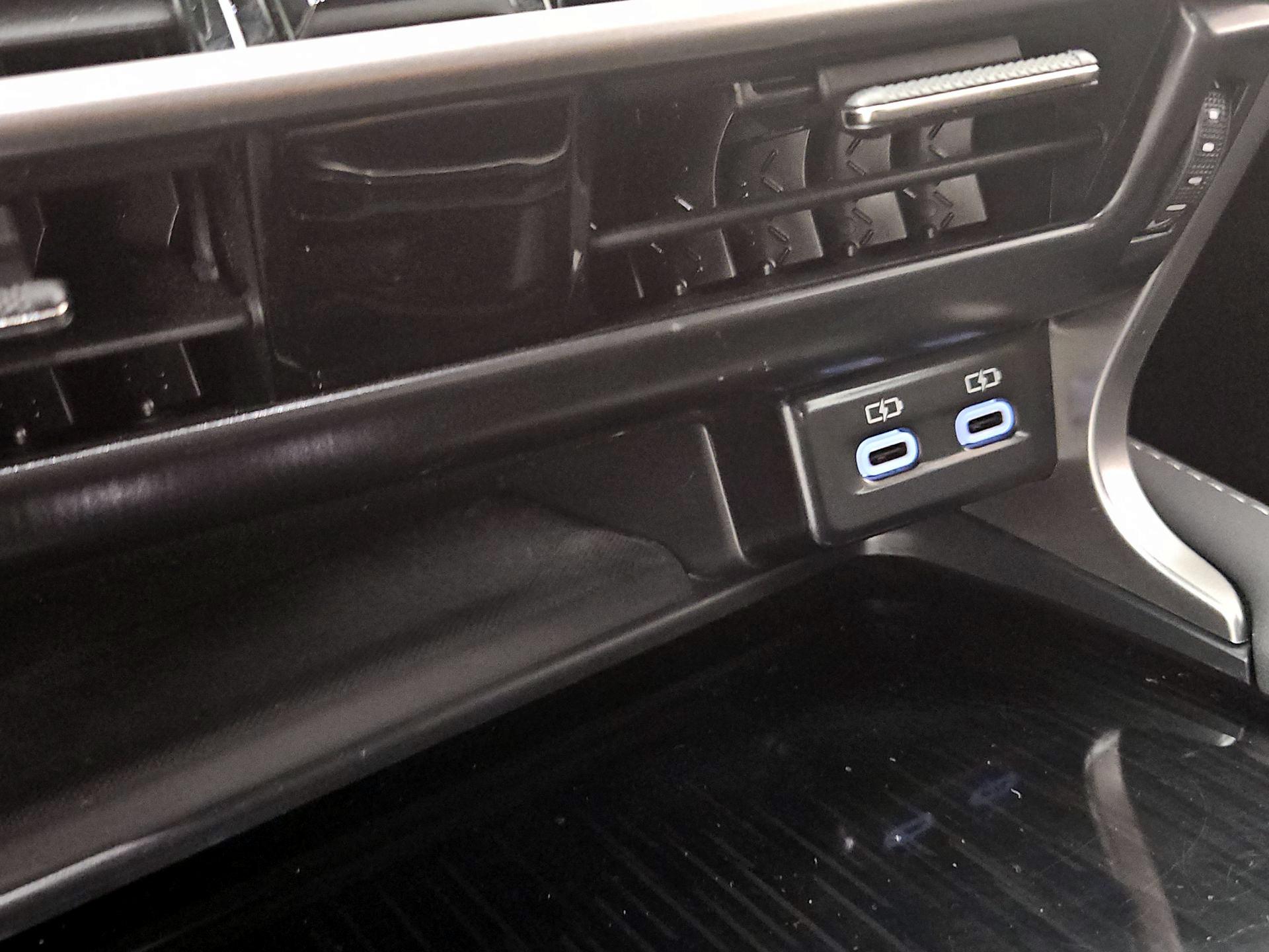 Thumbnail: 2024 Lexus RX - 19