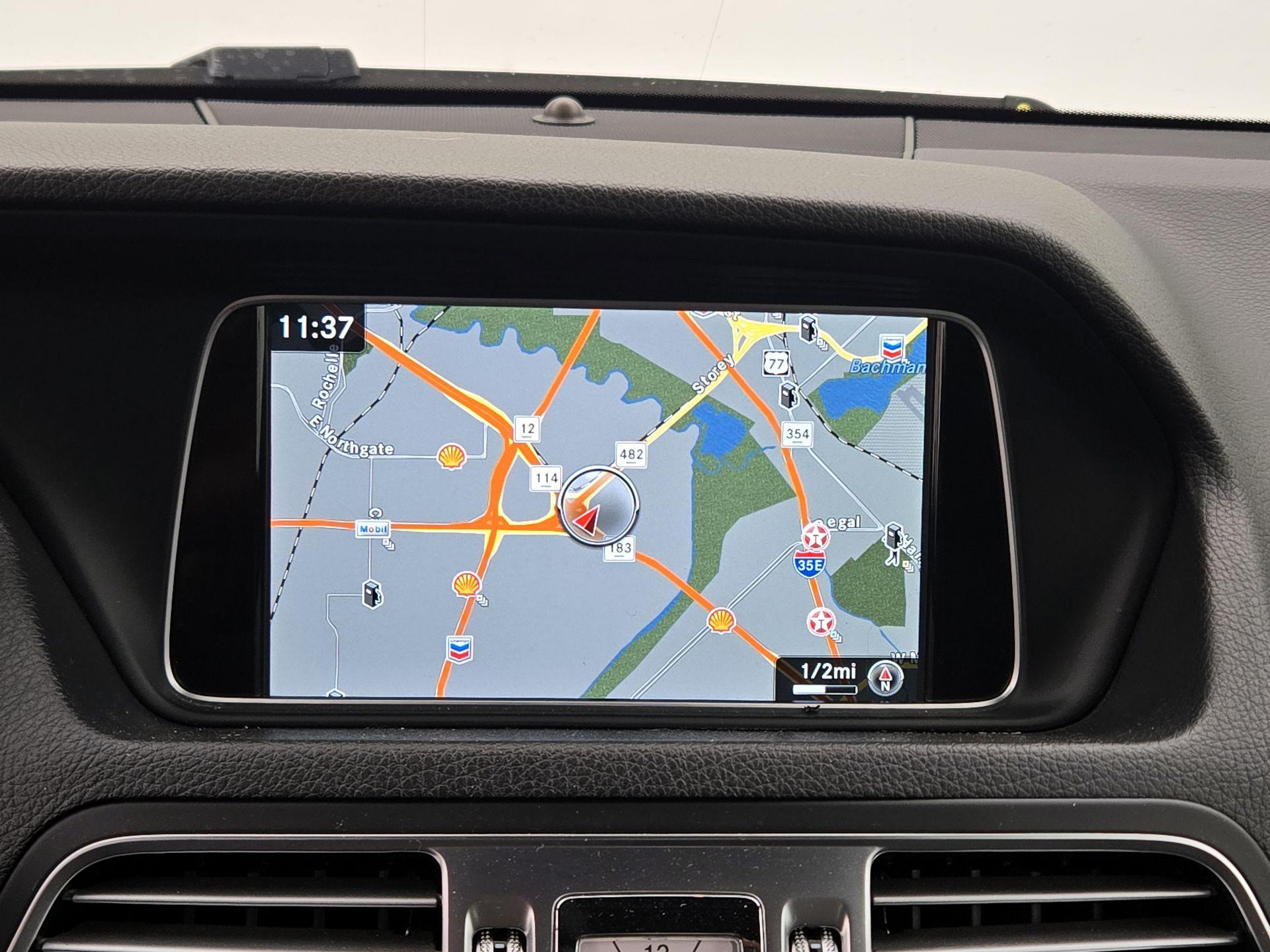 Thumbnail: 2016 Mercedes-Benz E-Class - 14