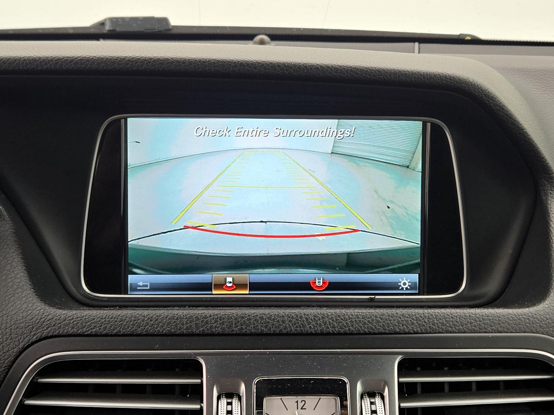 Thumbnail: 2016 Mercedes-Benz E-Class - 15