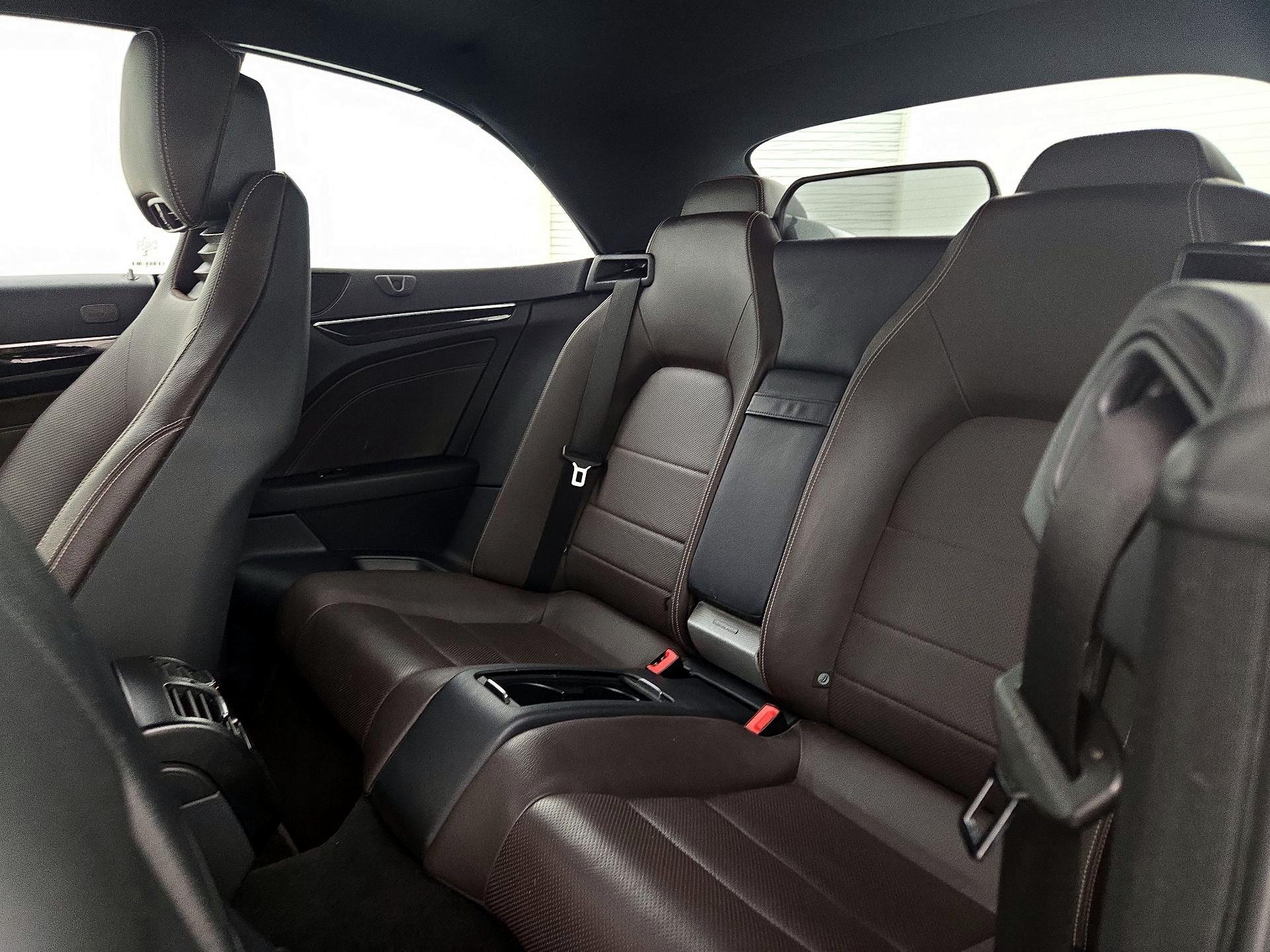 Thumbnail: 2016 Mercedes-Benz E-Class - 20