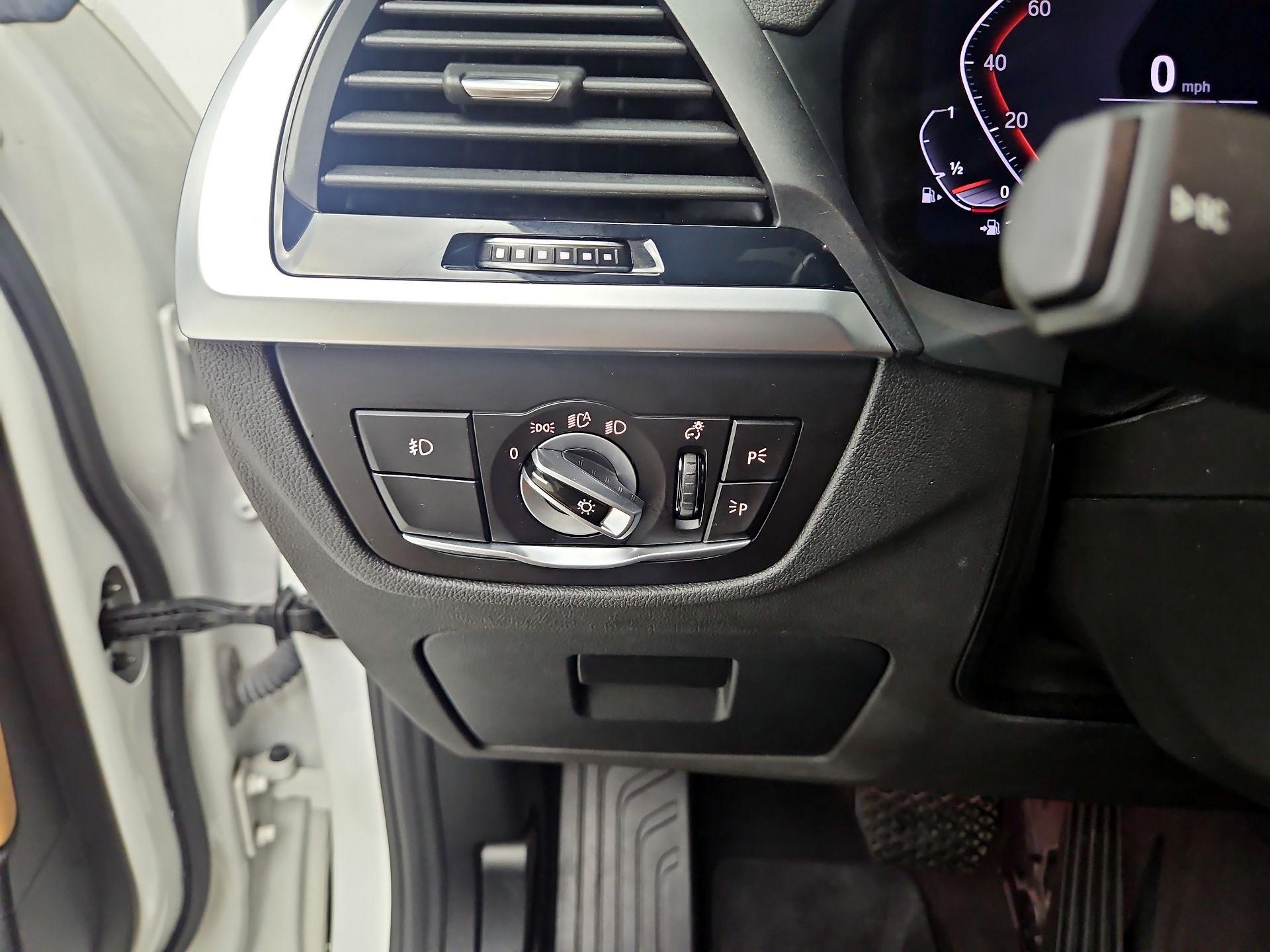 Thumbnail: 2021 BMW X3 - 13