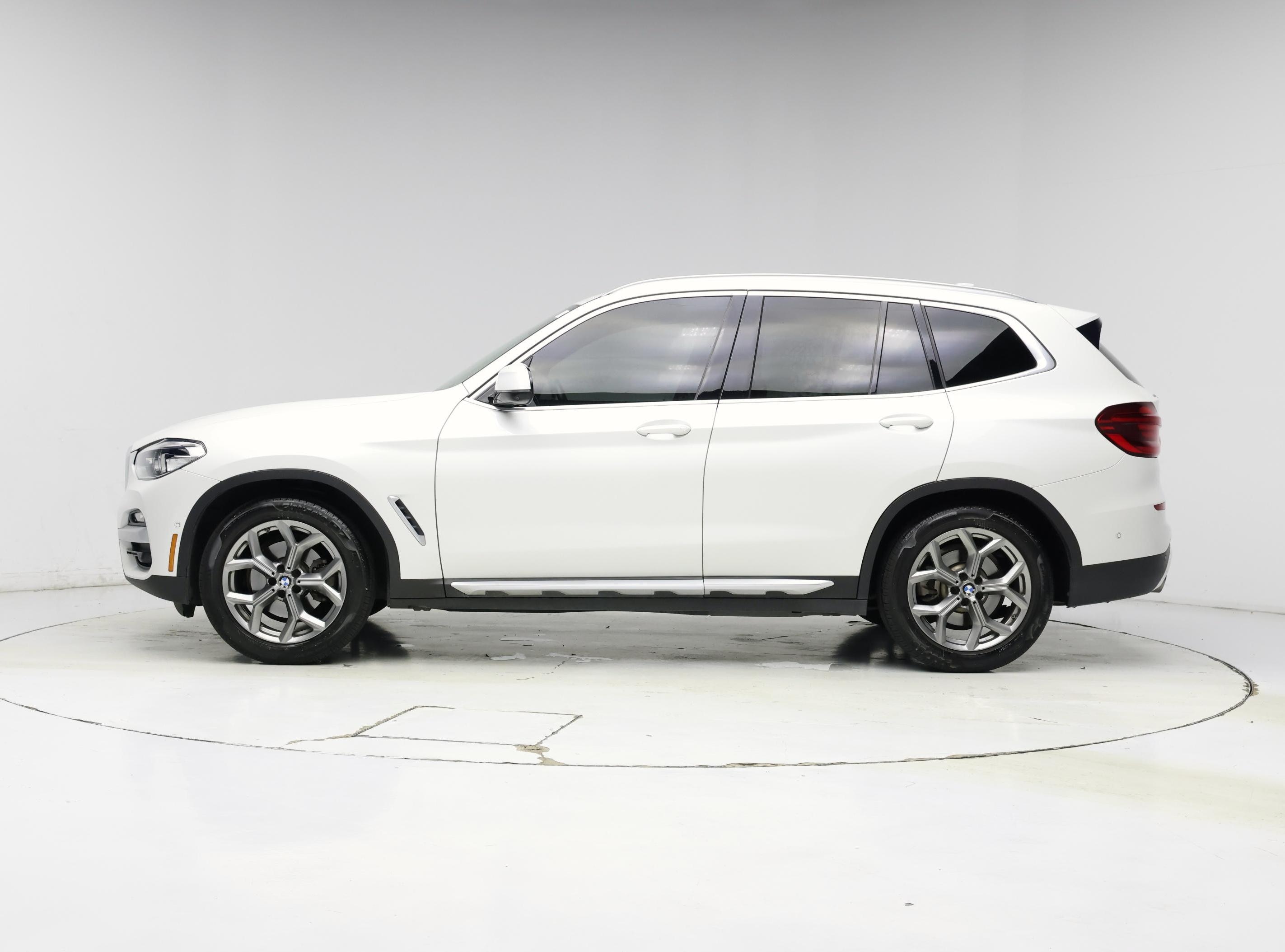 Thumbnail: 2021 BMW X3 - 3