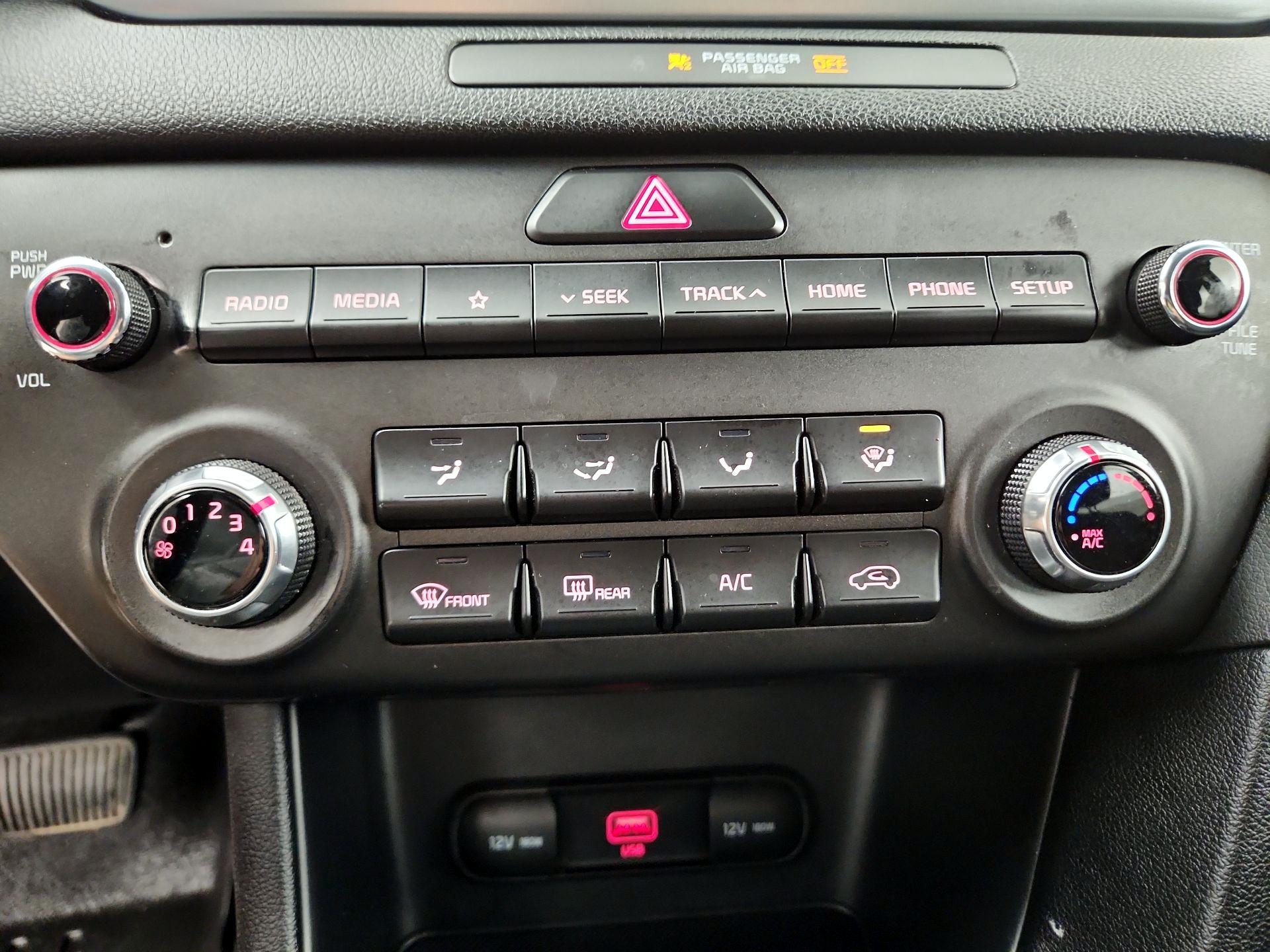 Thumbnail: 2020 Kia Sportage - 14