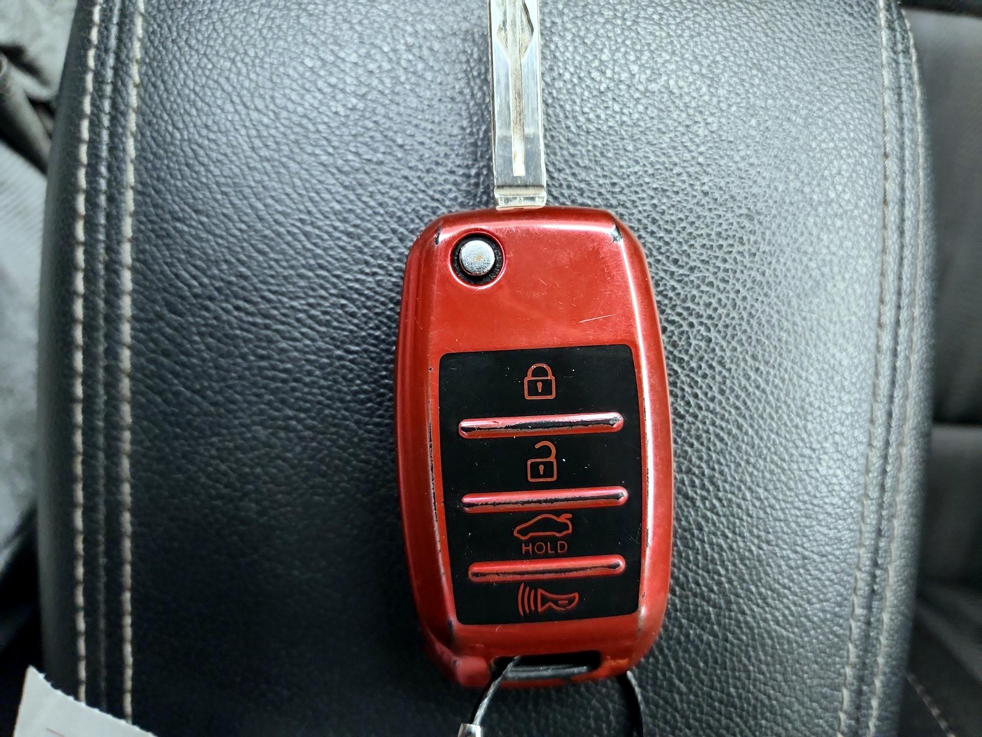 Thumbnail: 2020 Kia Sportage - 18