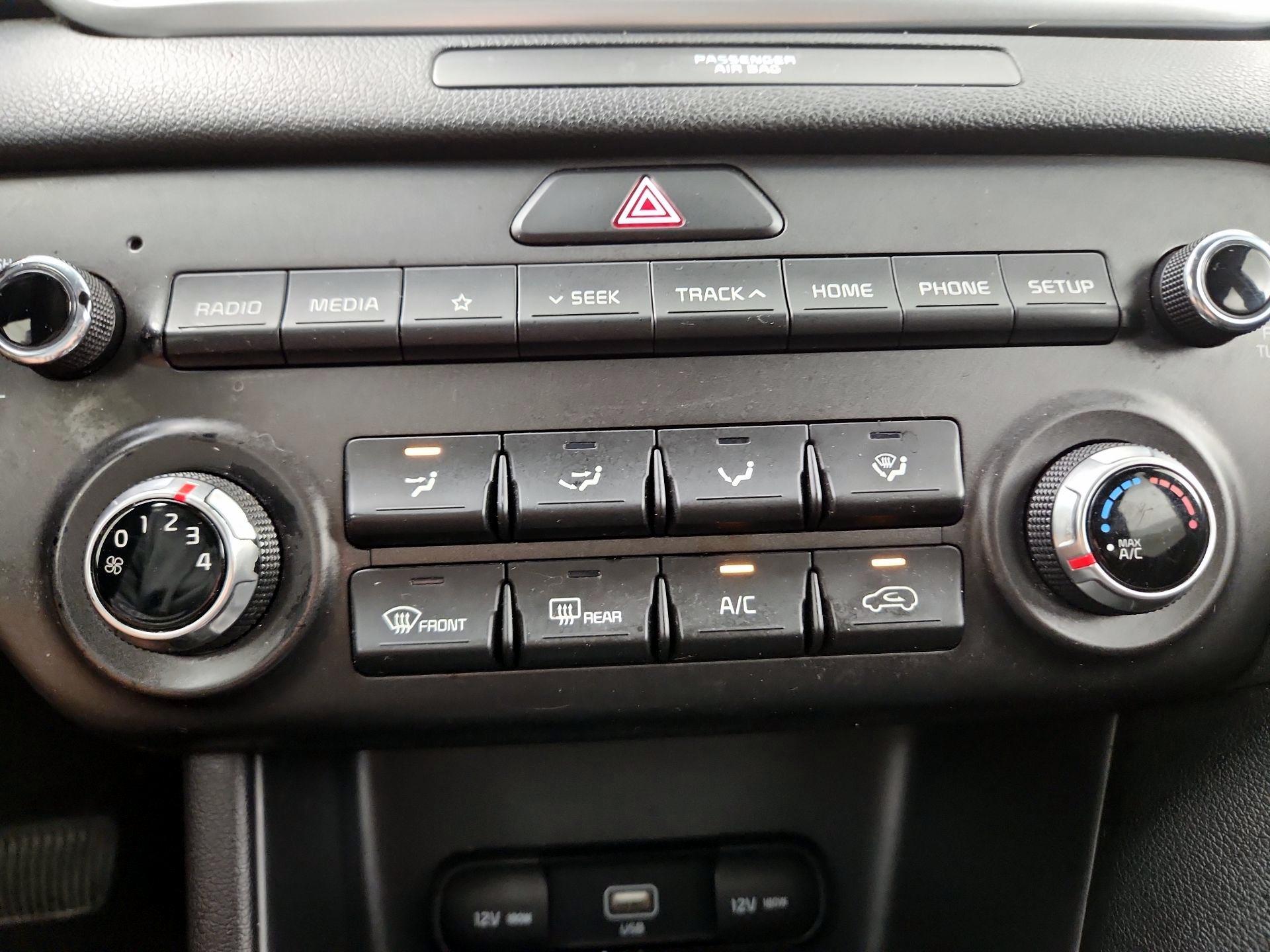 Thumbnail: 2021 Kia Sportage - 14