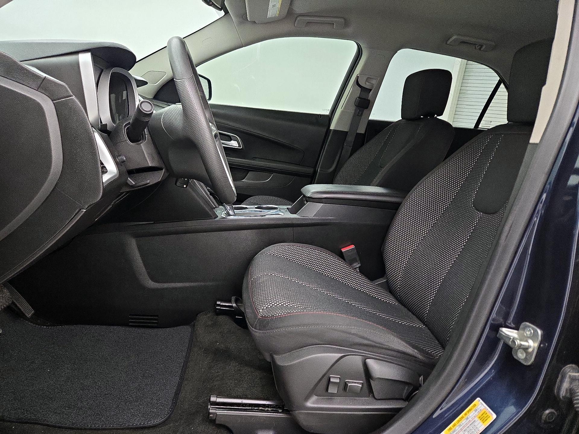 Thumbnail: 2017 Chevrolet Equinox - 11