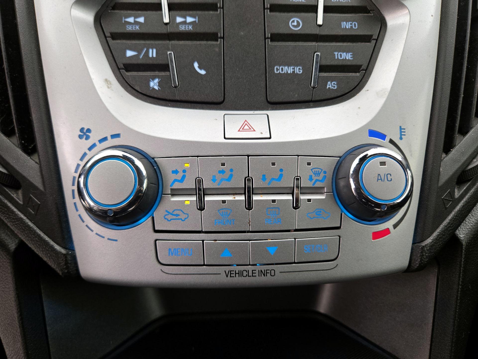 Thumbnail: 2017 Chevrolet Equinox - 15