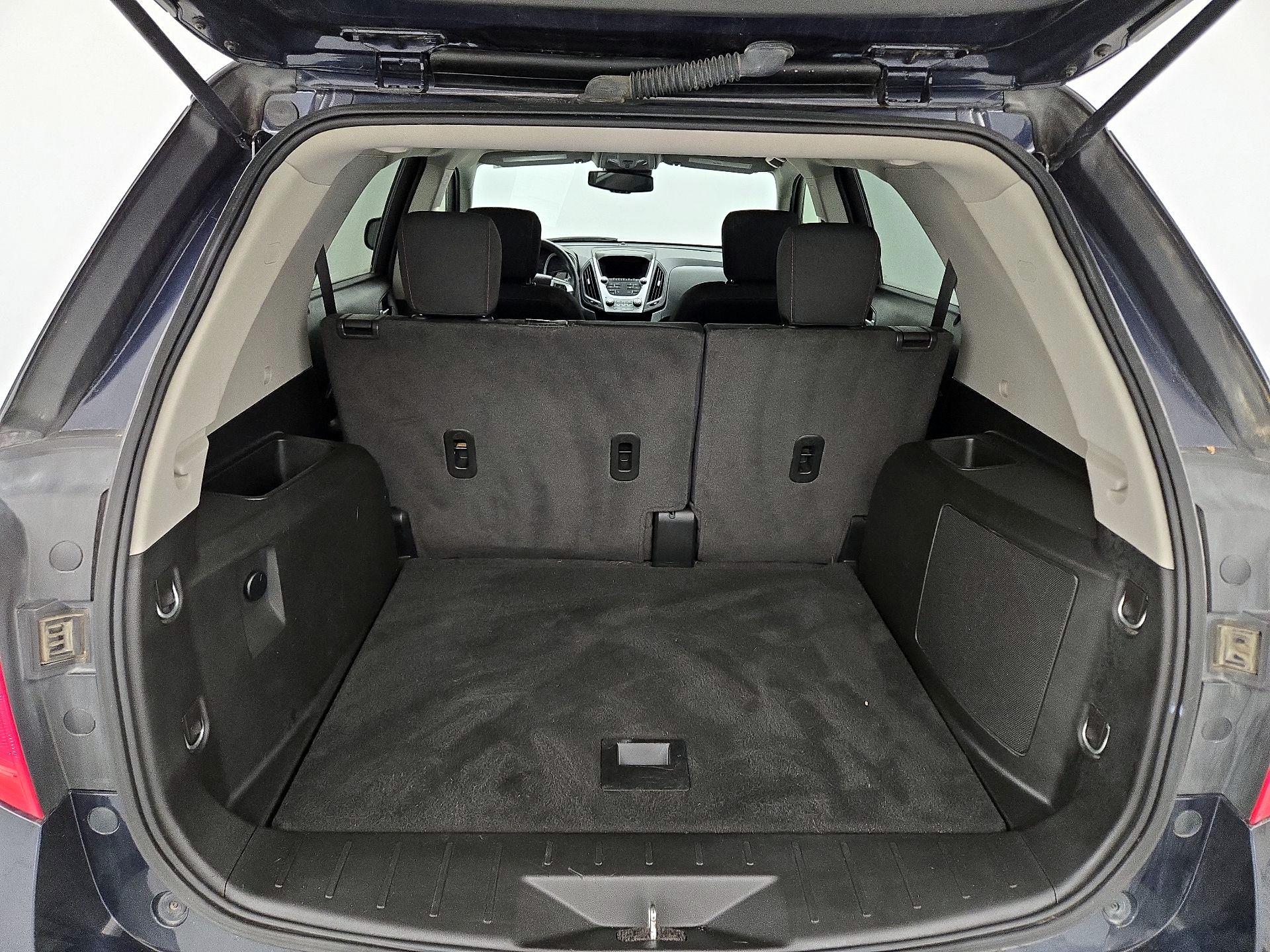 Thumbnail: 2017 Chevrolet Equinox - 19