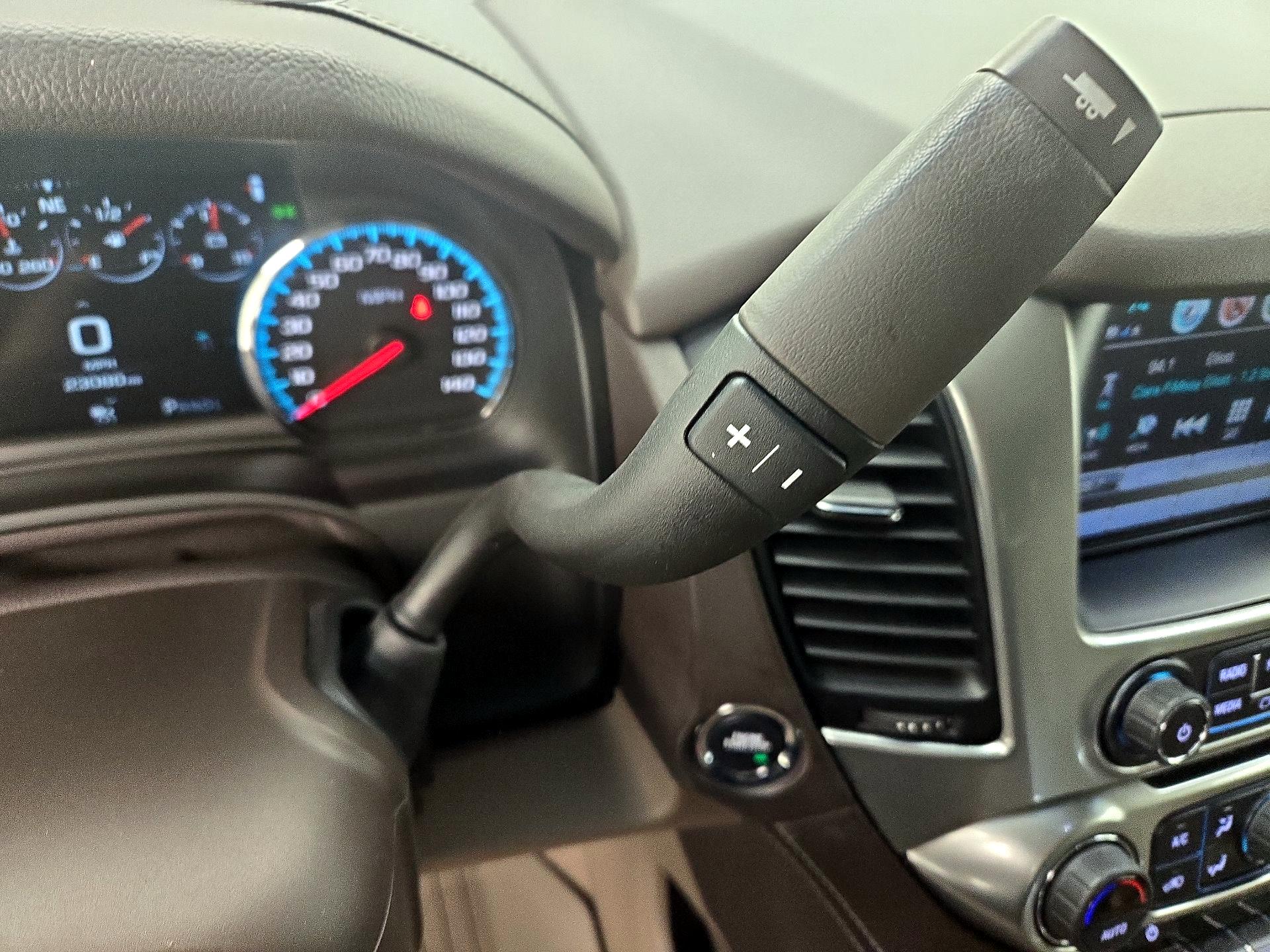 Thumbnail: 2019 Chevrolet Tahoe - 18