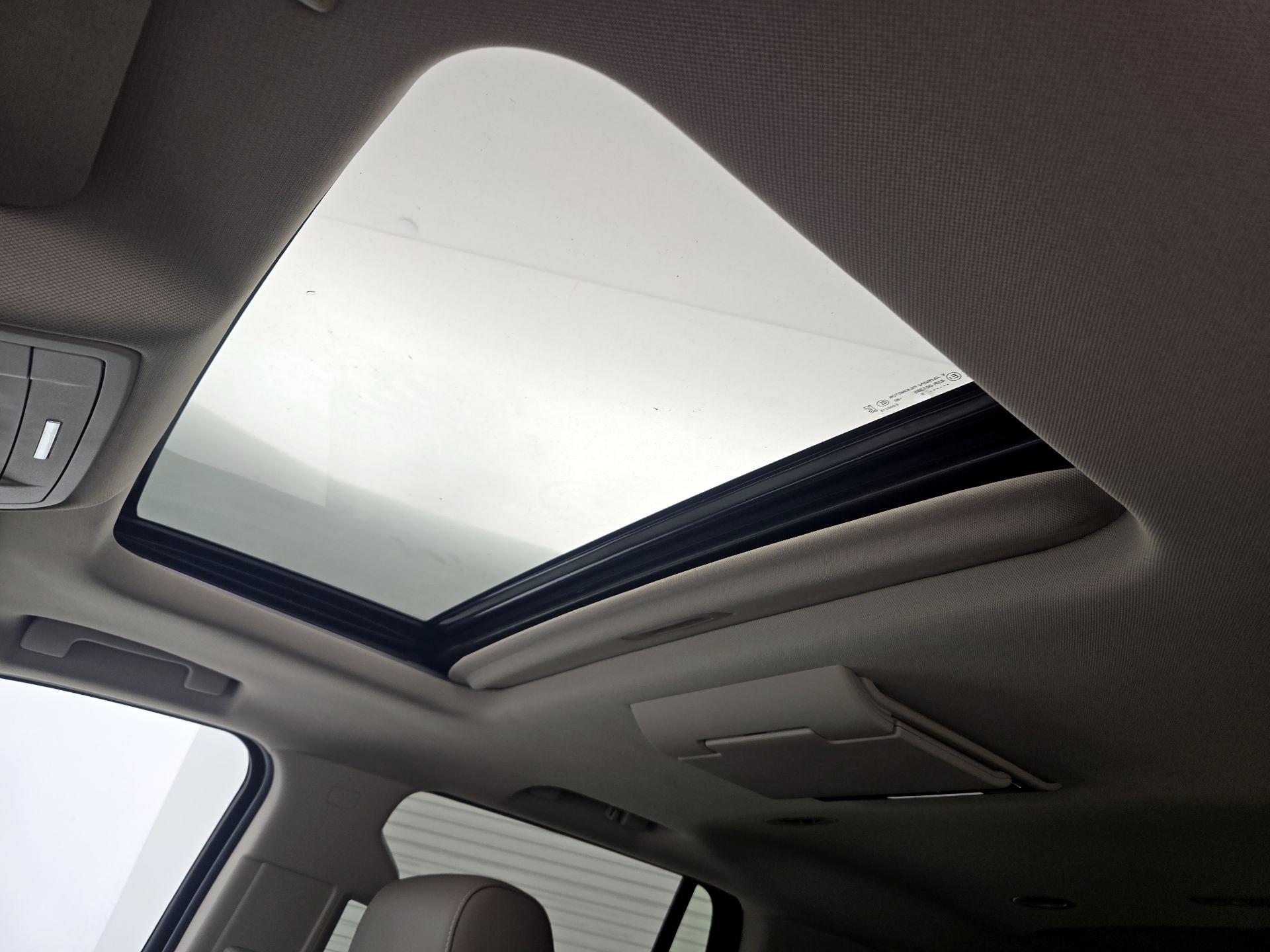 Thumbnail: 2019 Chevrolet Tahoe - 20