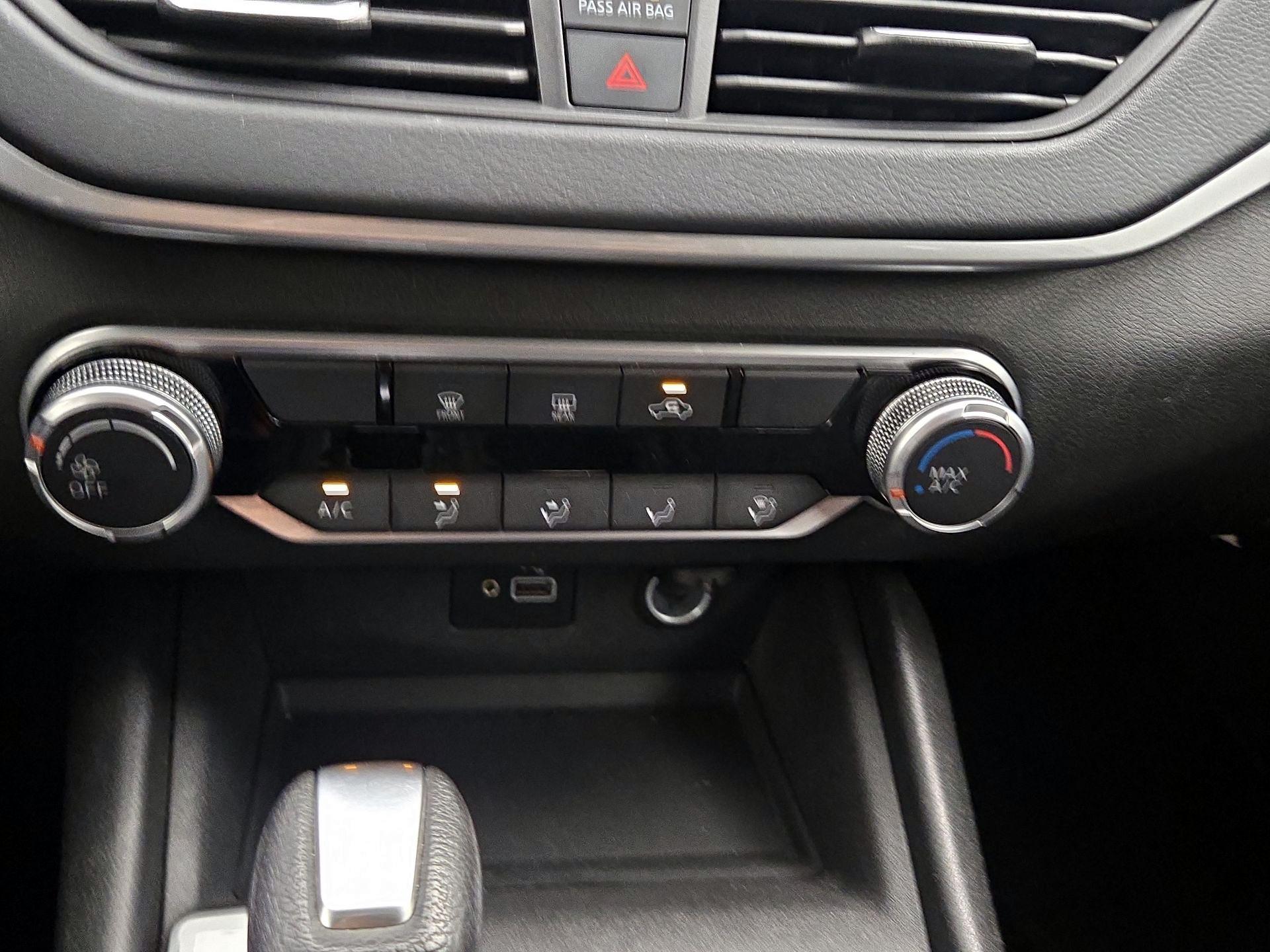 Thumbnail: 2023 Nissan Altima - 16