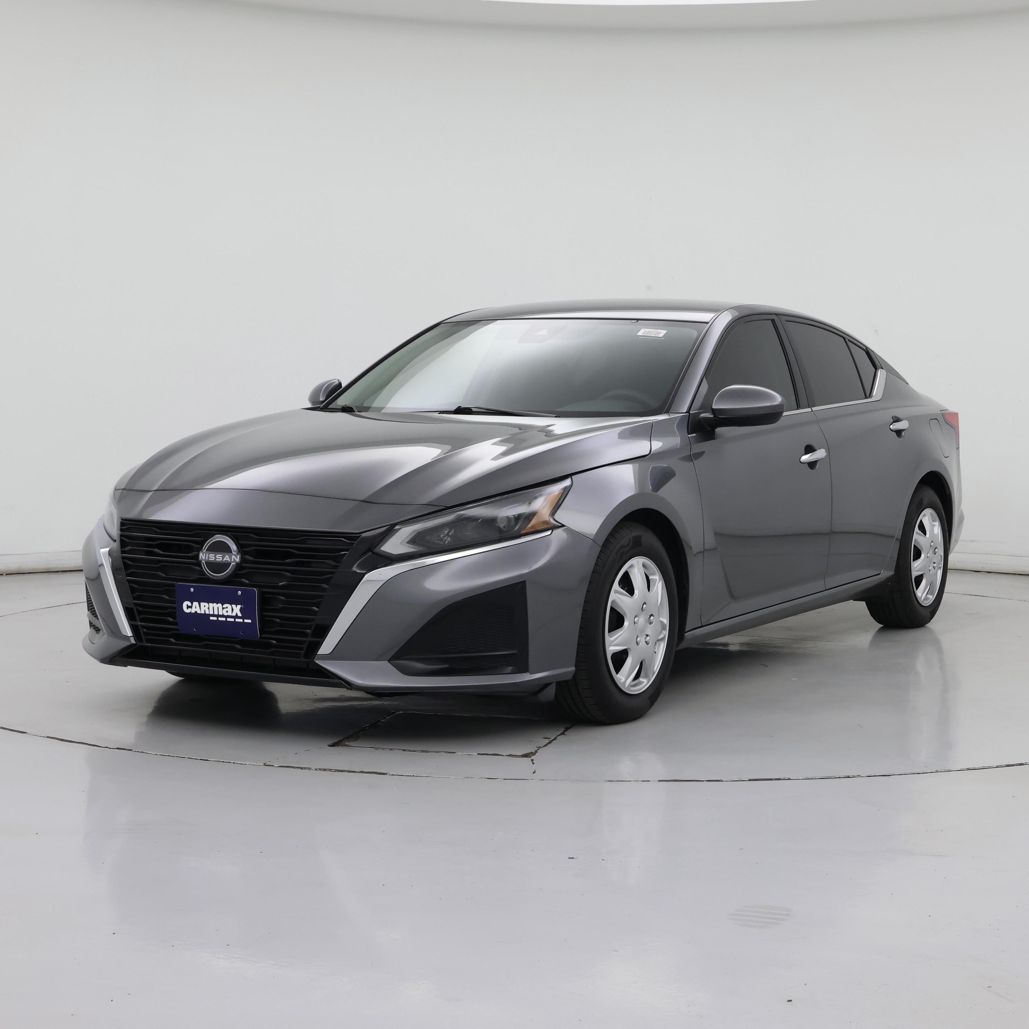 Thumbnail: 2023 Nissan Altima - 4