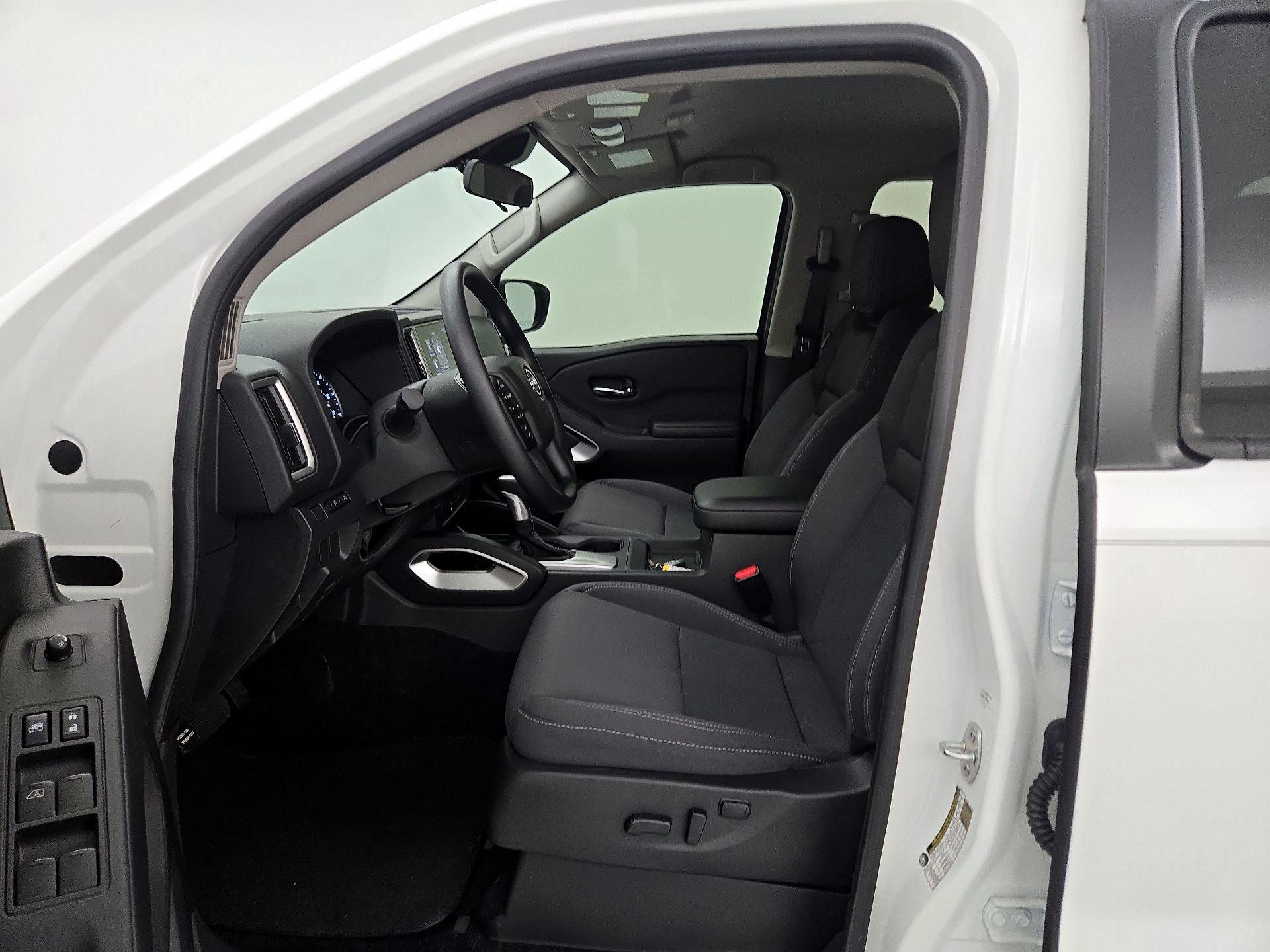 Thumbnail: 2025 Nissan Frontier - 11