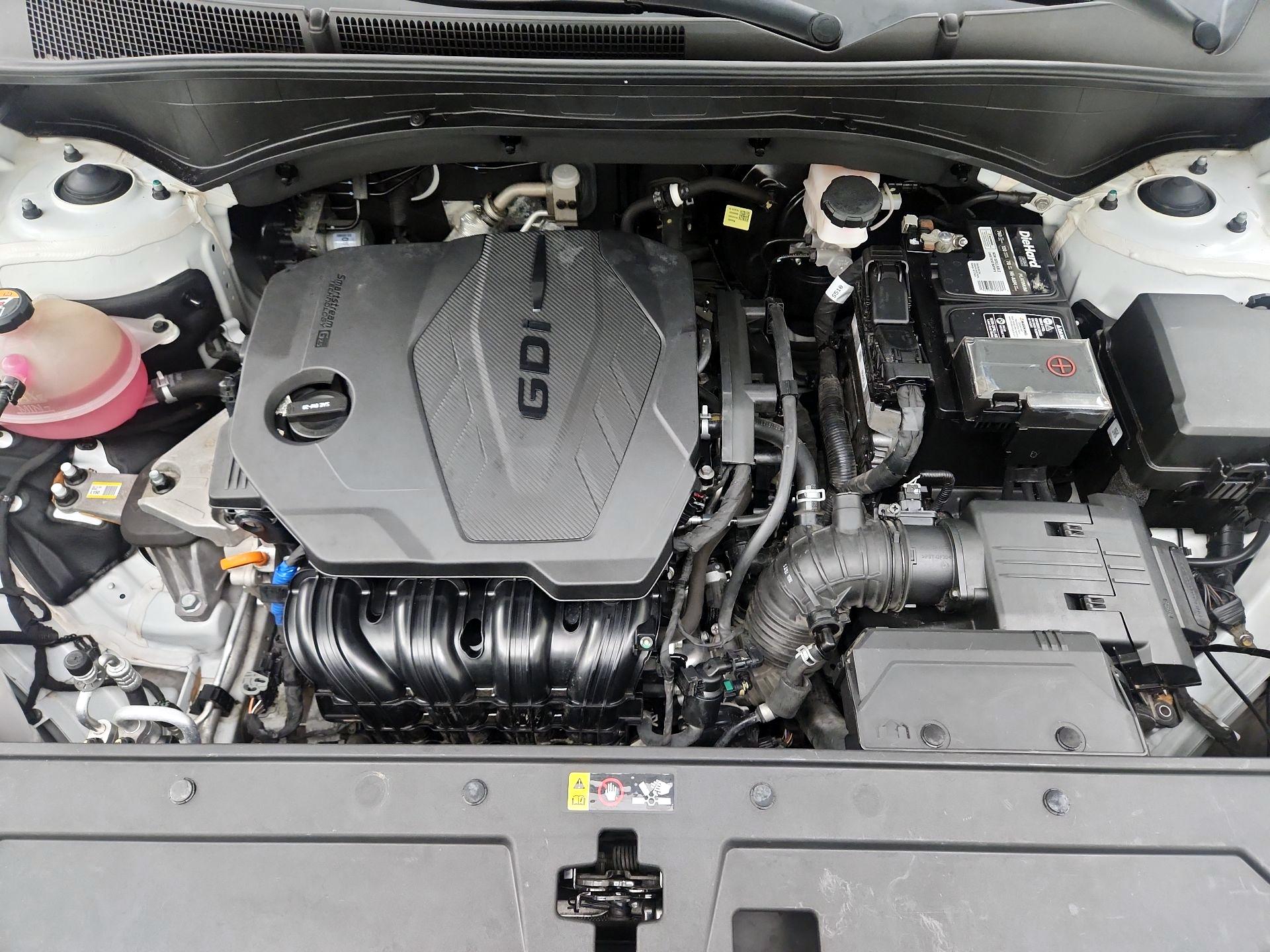 Thumbnail: 2021 Hyundai Santa Fe - 17