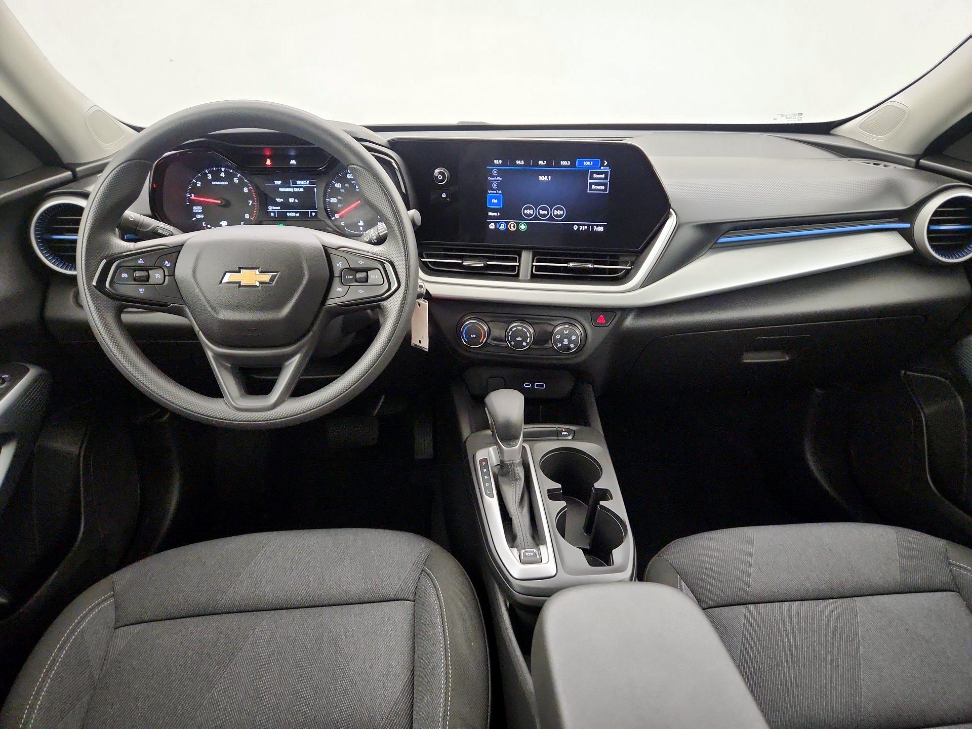 Thumbnail: 2025 Chevrolet Trax - 9