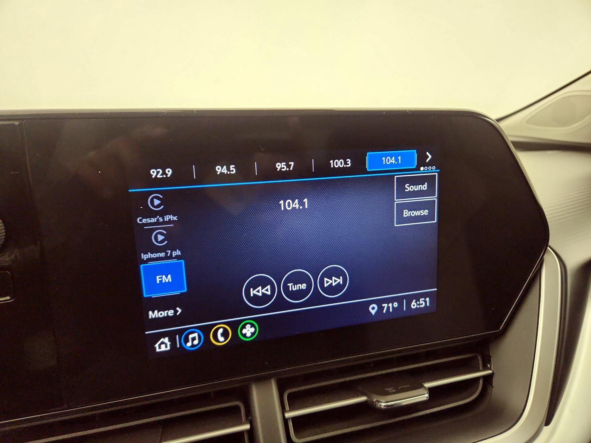 Thumbnail: 2025 Chevrolet Trax - 15