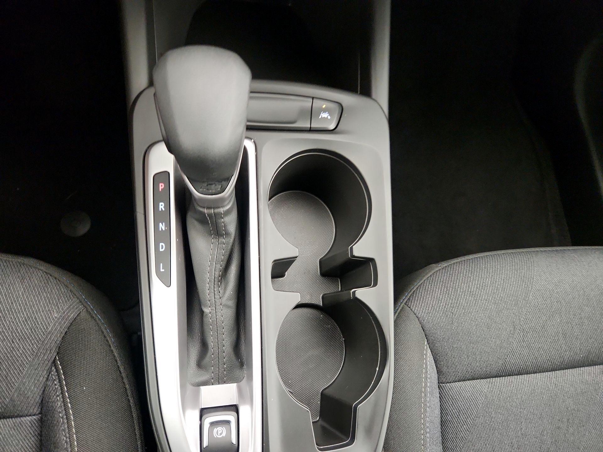 Thumbnail: 2025 Chevrolet Trax - 17