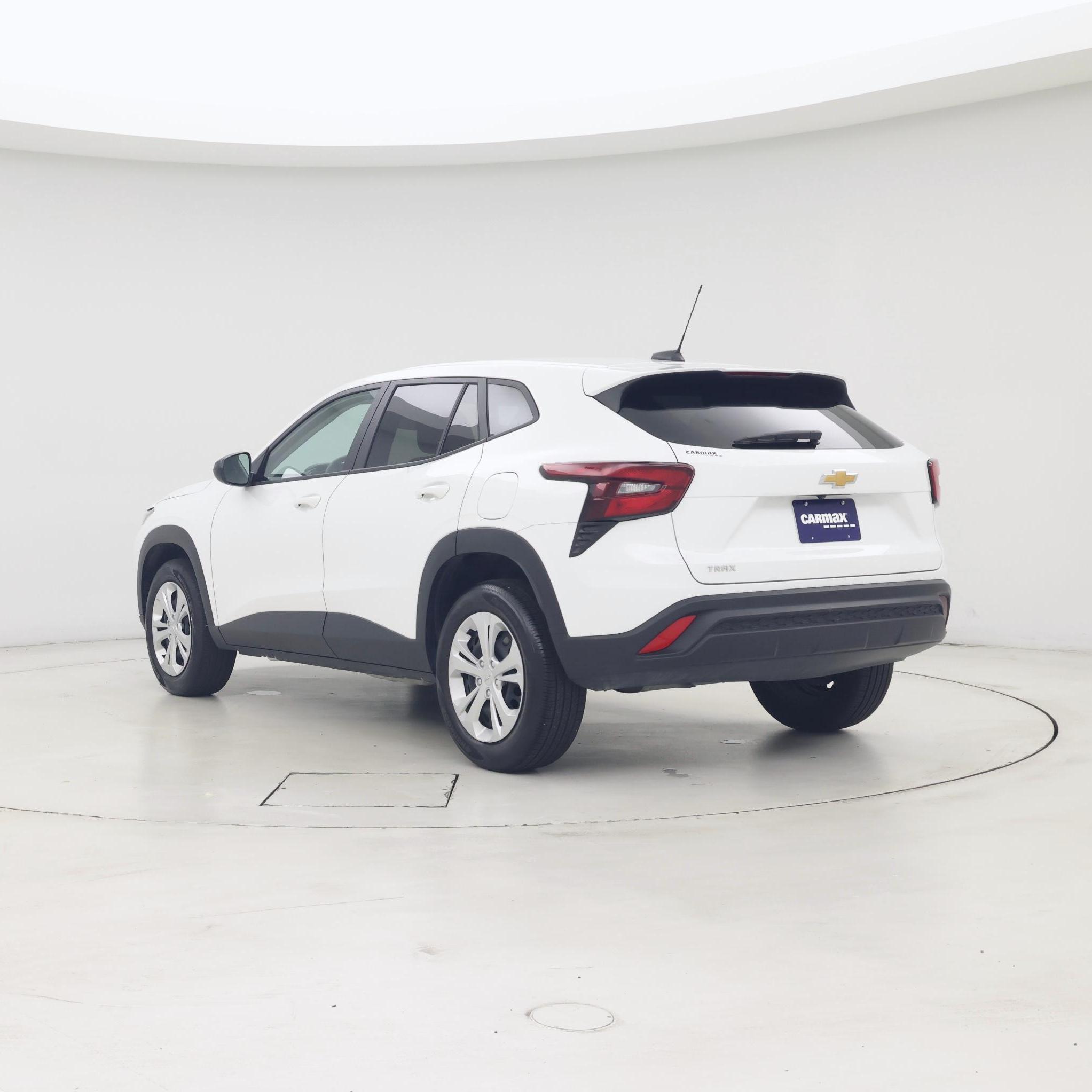 Thumbnail: 2025 Chevrolet Trax - 2