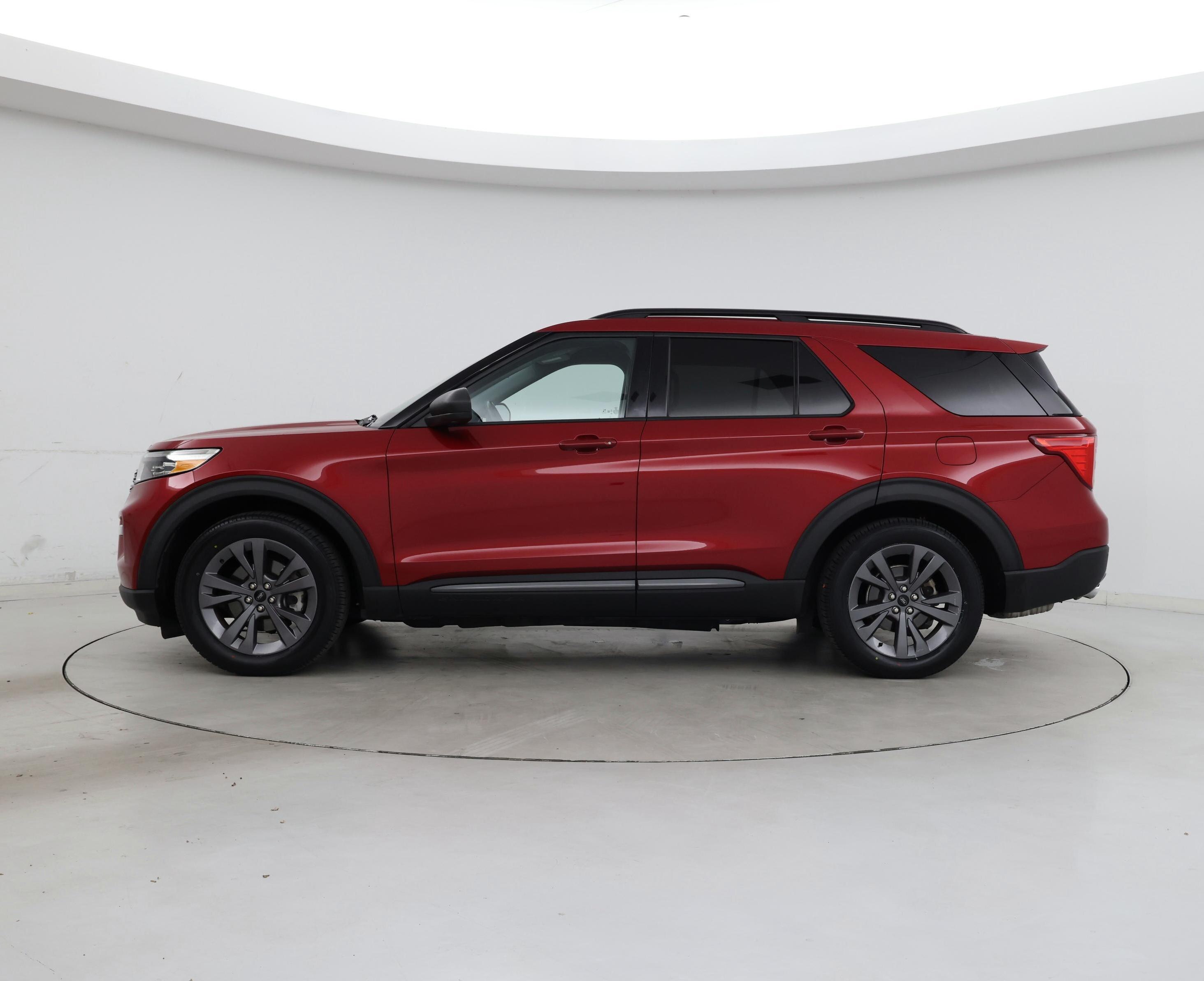 Thumbnail: 2021 Ford Explorer - 3