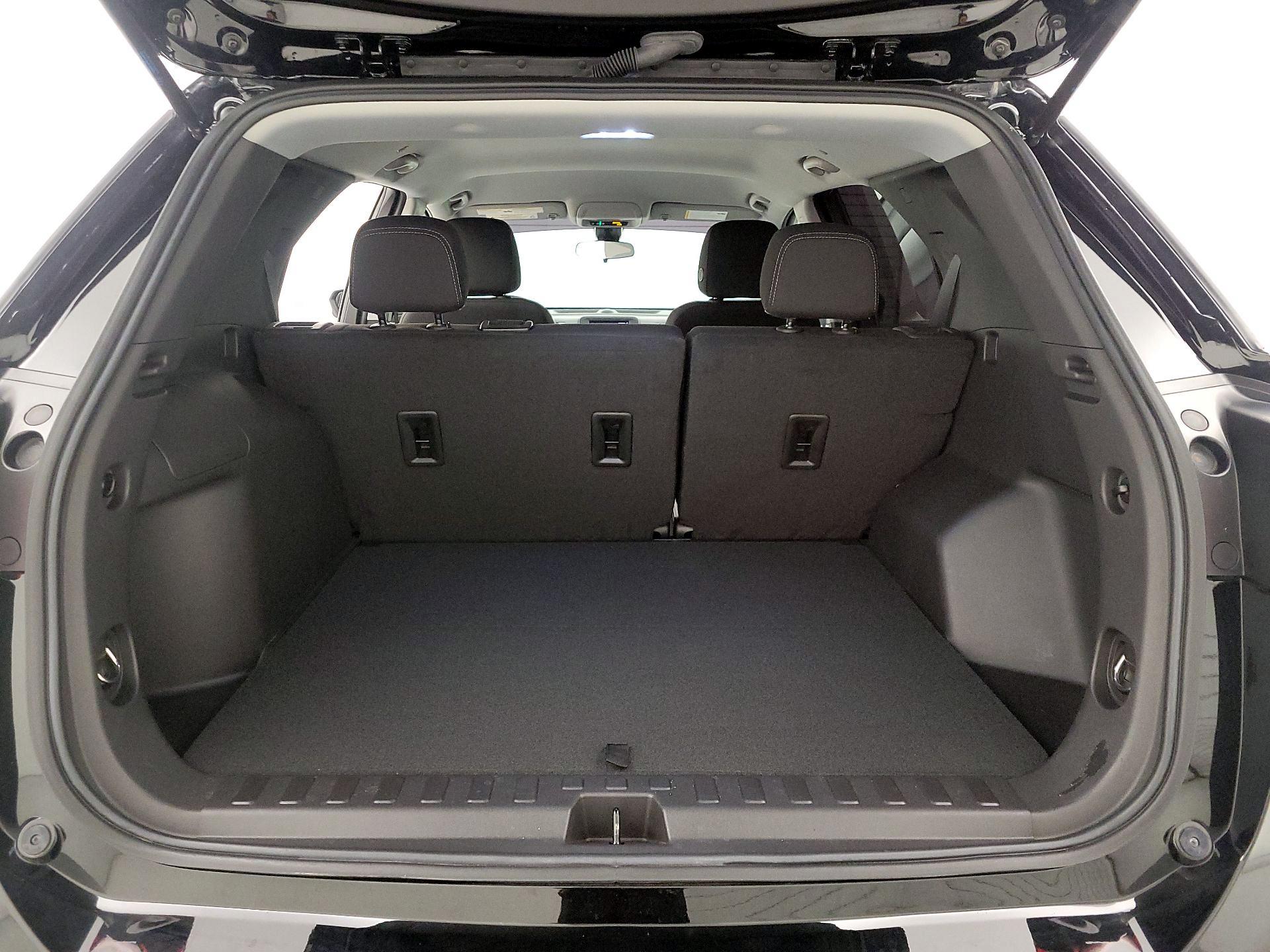 Thumbnail: 2024 Chevrolet Equinox - 18