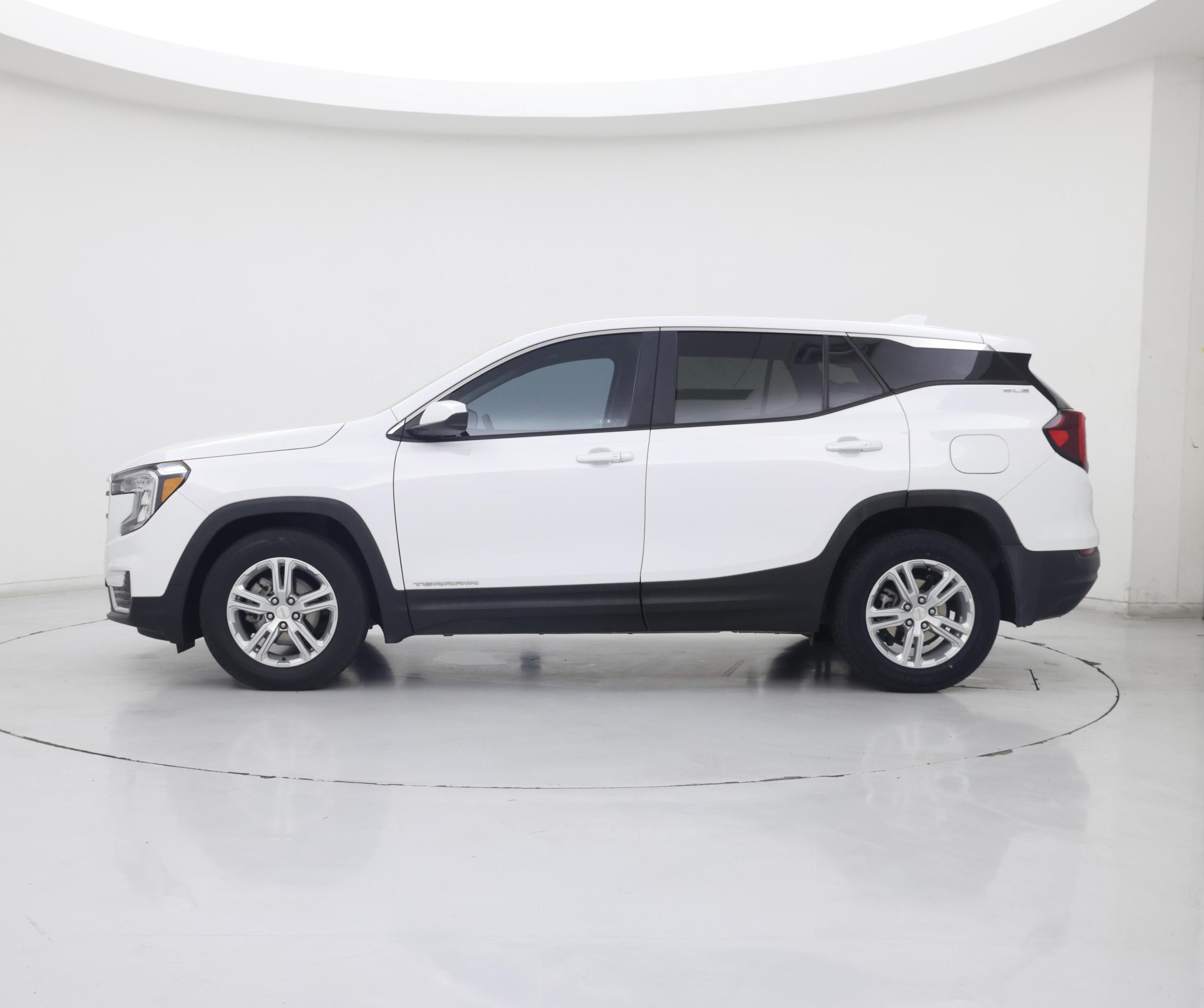 Thumbnail: 2022 GMC Terrain - 3