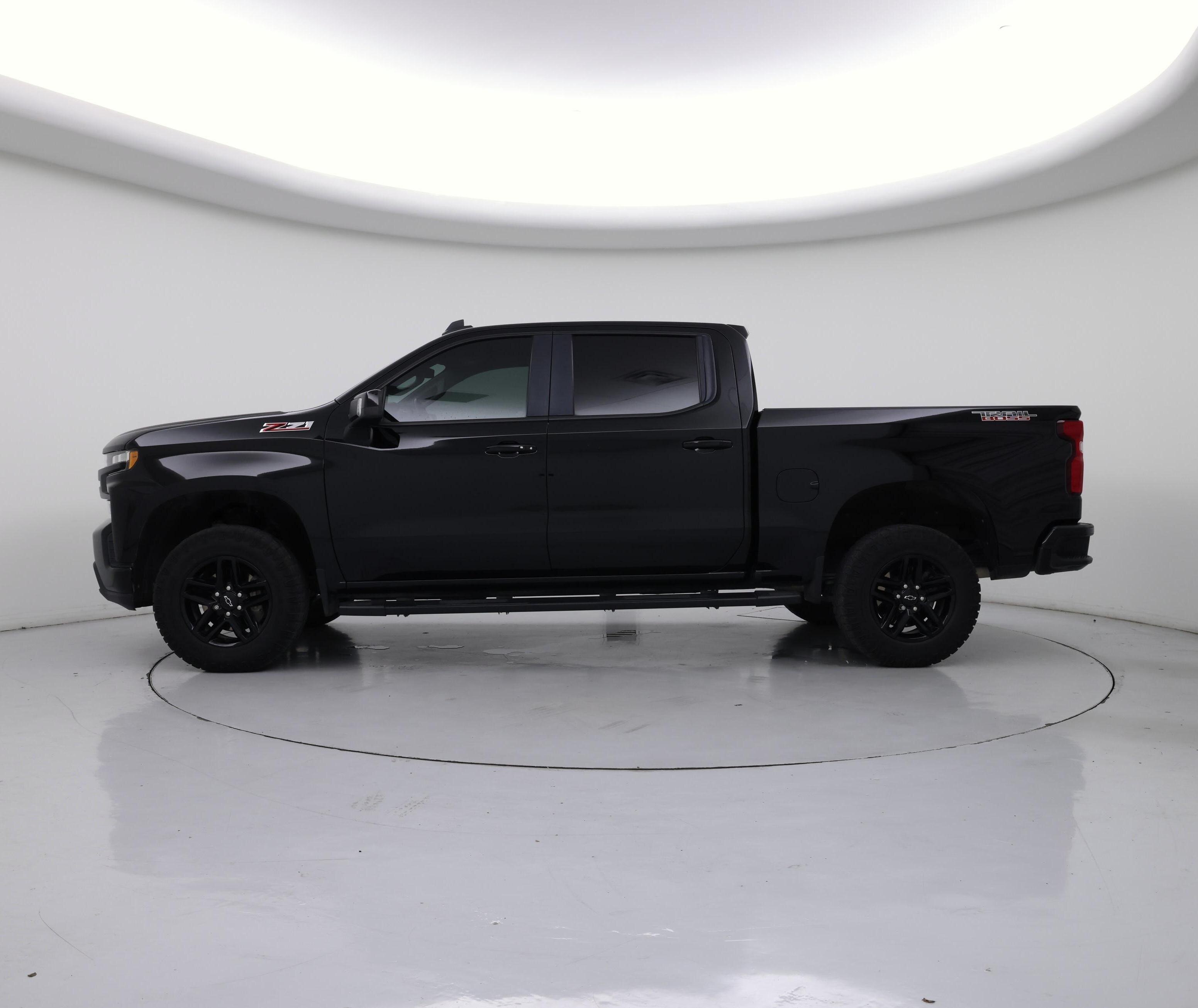 Thumbnail: 2021 Chevrolet Silverado 1500 - 3