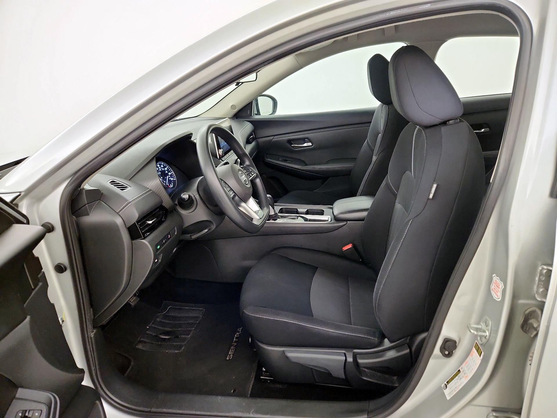 Thumbnail: 2023 Nissan Sentra - 11