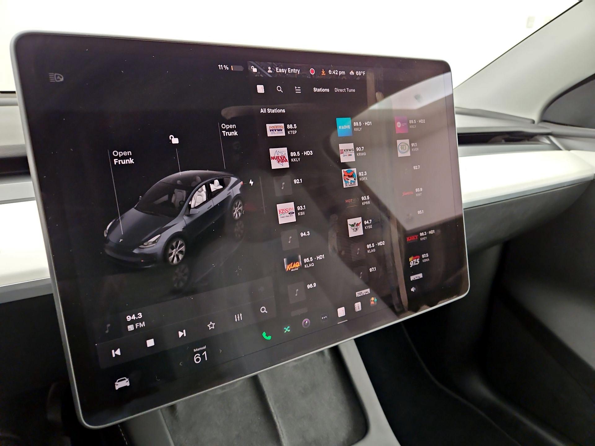 Thumbnail: 2023 Tesla Model Y - 15