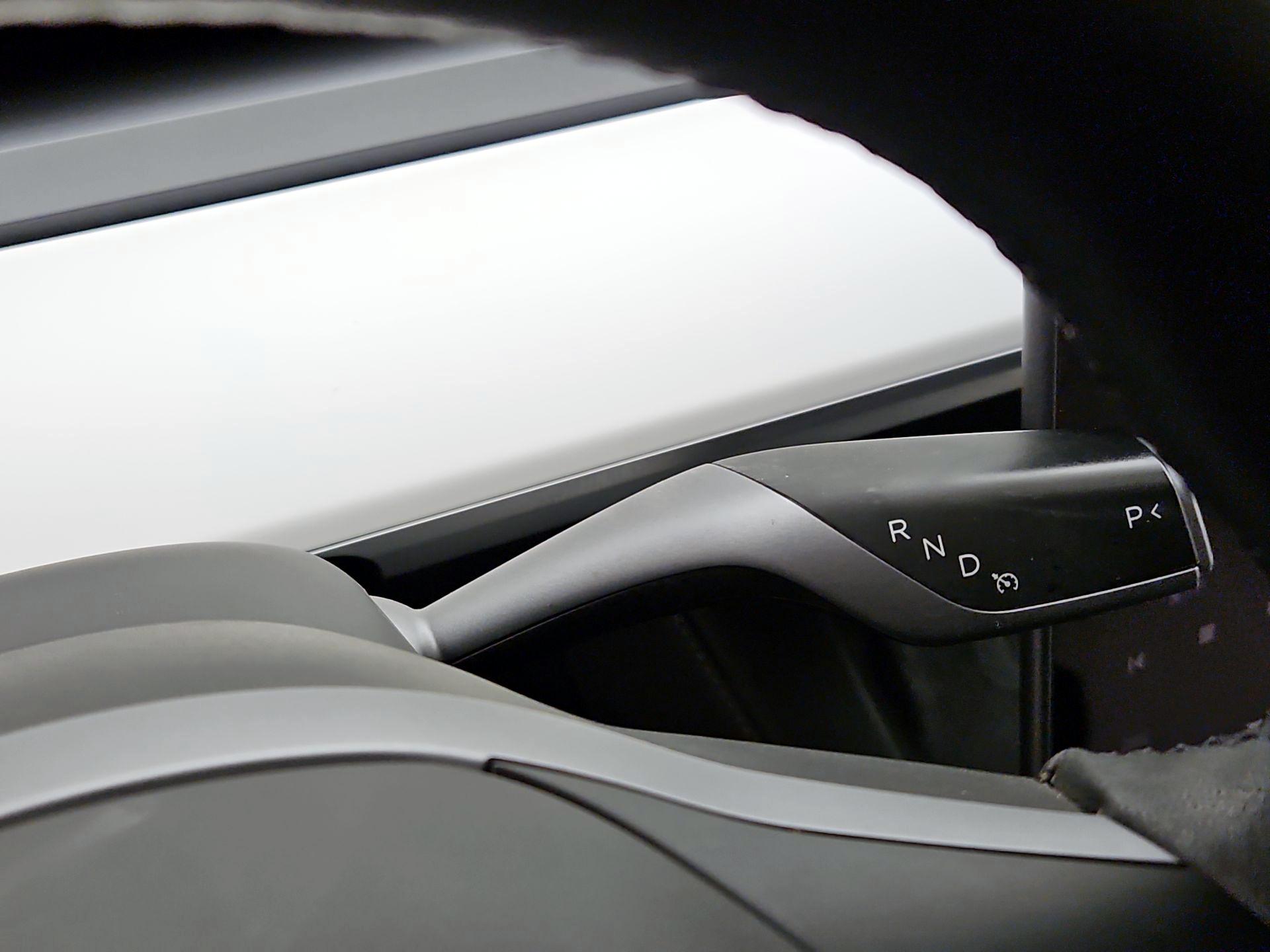 Thumbnail: 2023 Tesla Model Y - 17