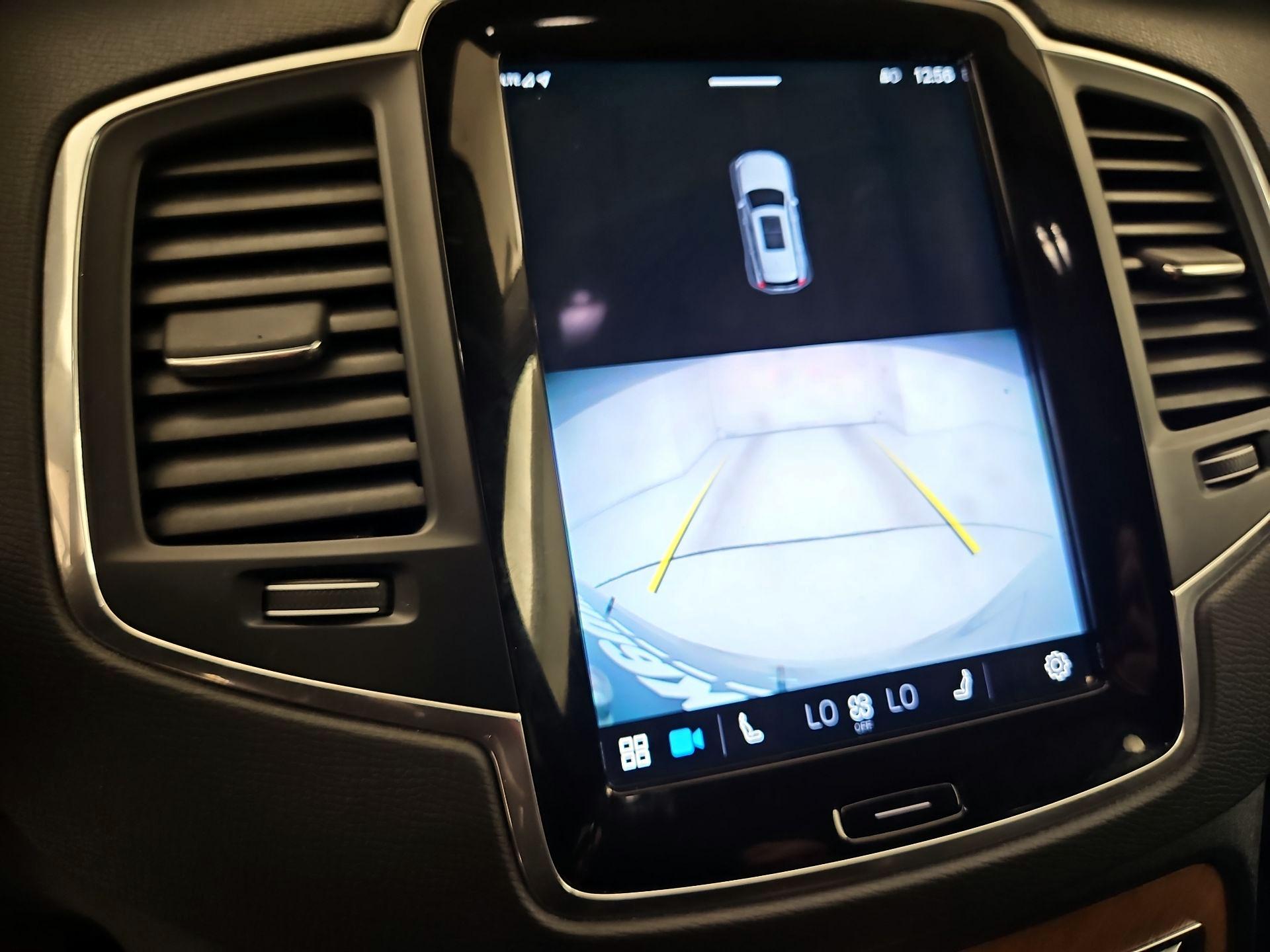 Thumbnail: 2023 Volvo XC90 - 15