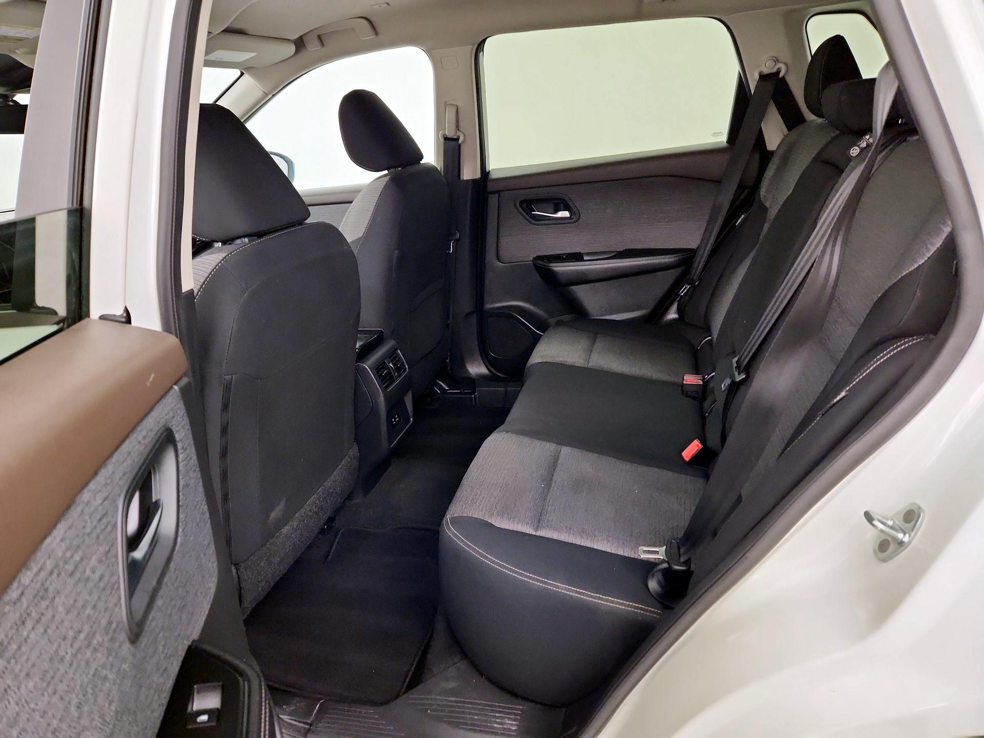 Thumbnail: 2023 Nissan Rogue - 19