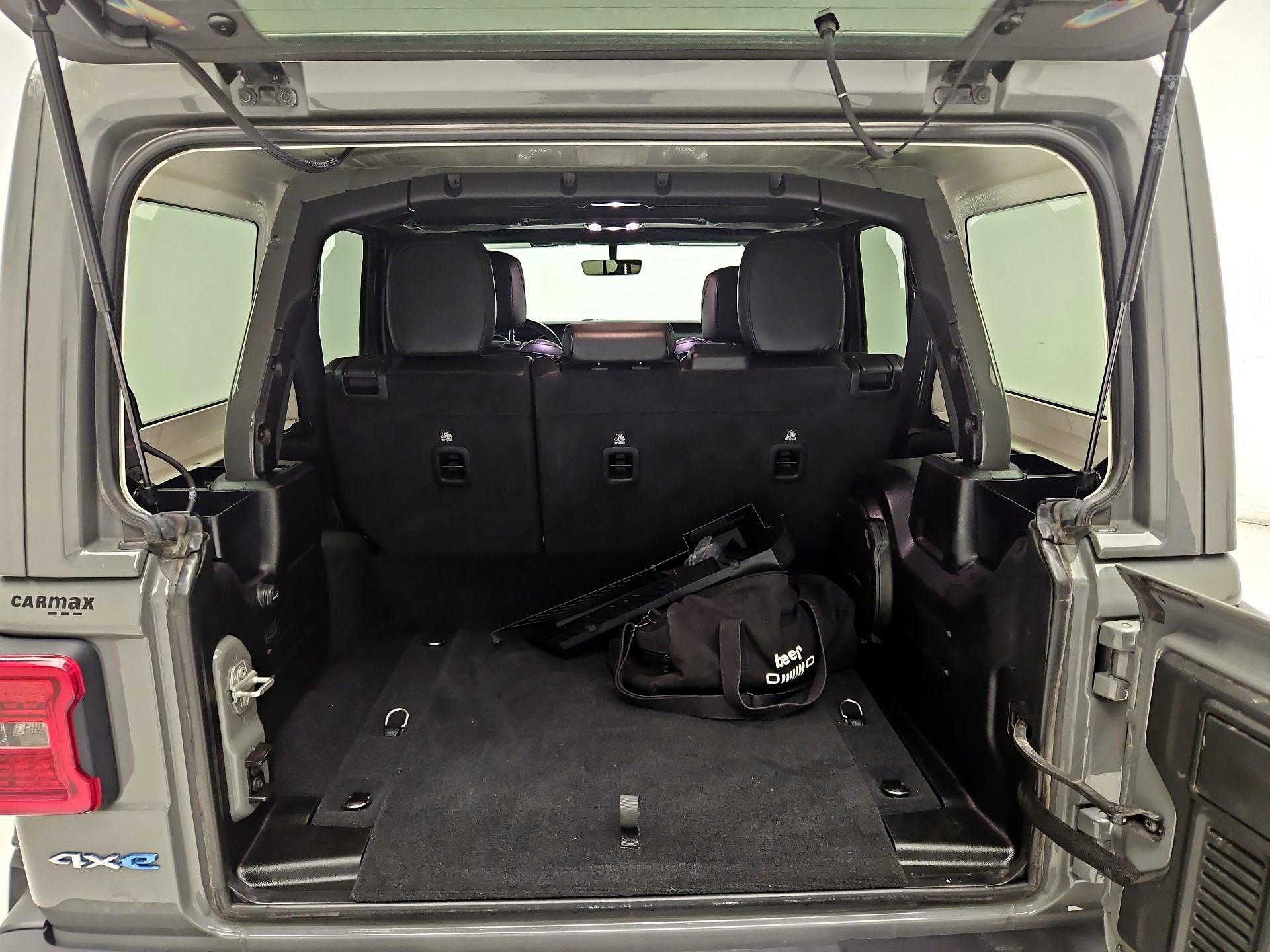 Thumbnail: 2023 Jeep Wrangler - 18