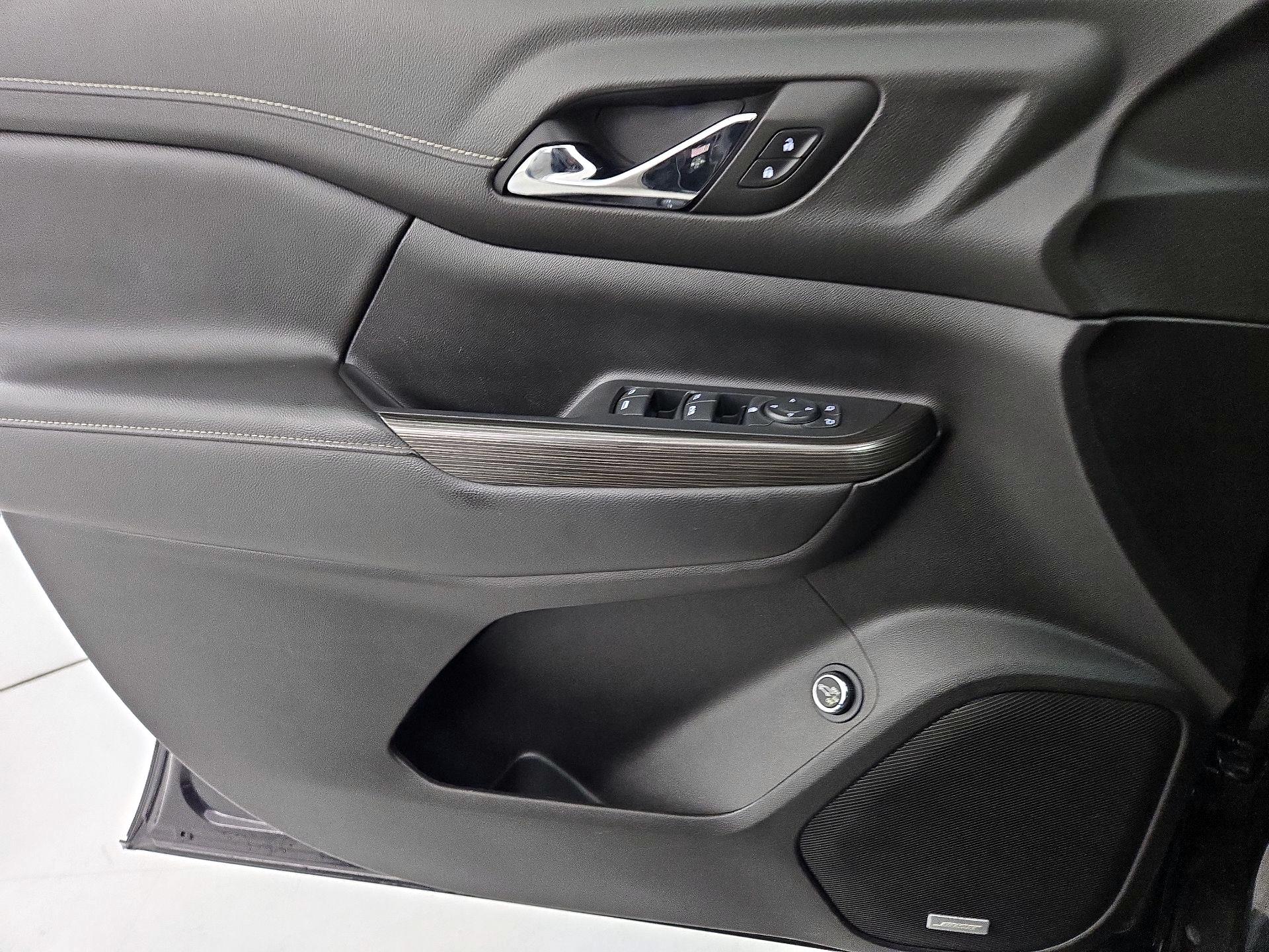 Thumbnail: 2023 GMC Acadia - 12